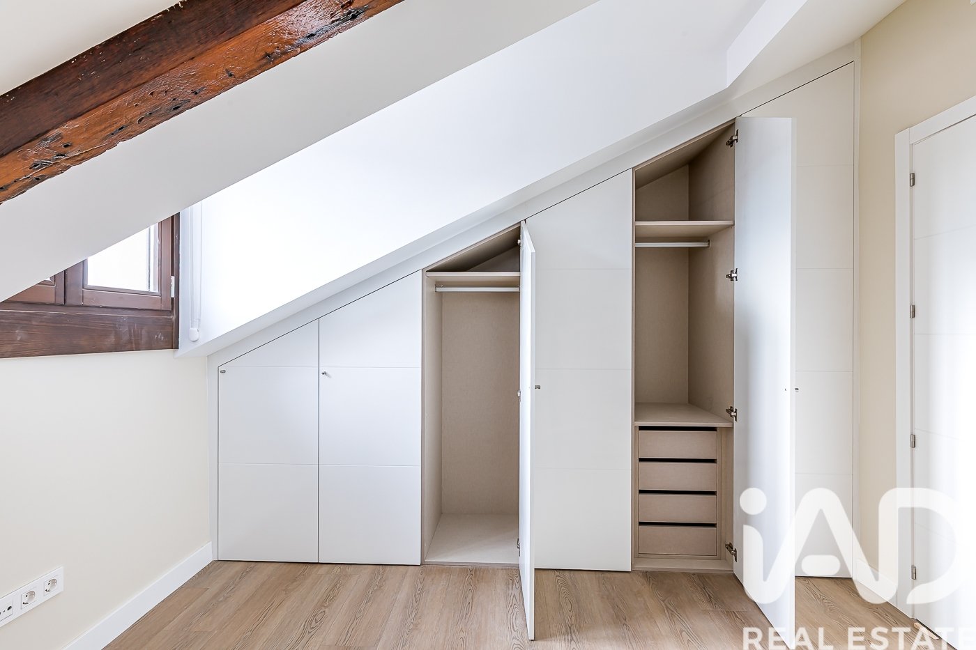 Apartamento en Madrid, España 3 dormitorios, 67 m2 No. 188395