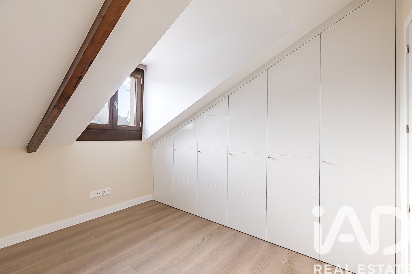 Apartamento en Madrid, España 3 dormitorios, 67 m2 No. 188395