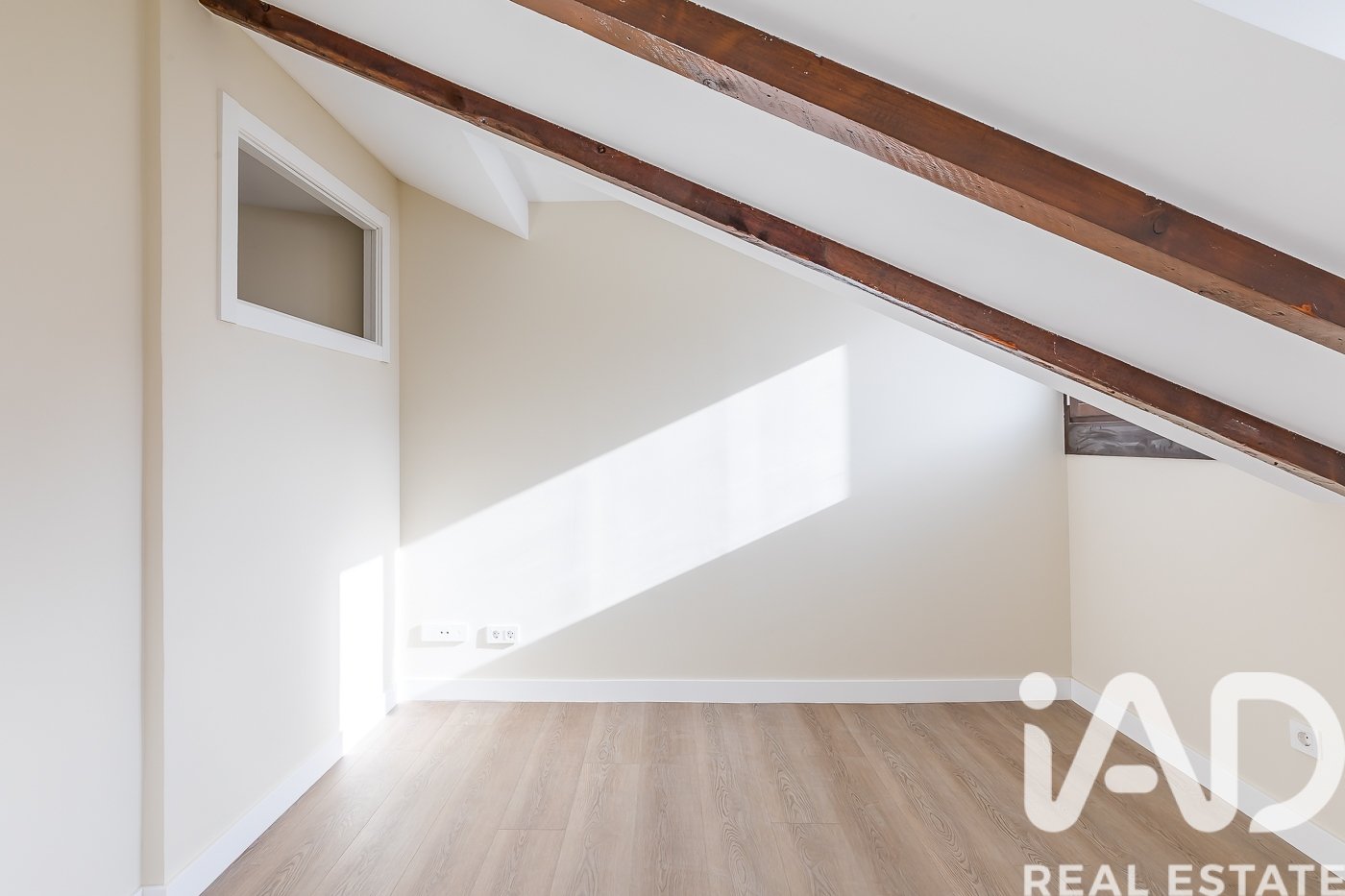 Apartamento en Madrid, España 3 dormitorios, 67 m2 No. 188395