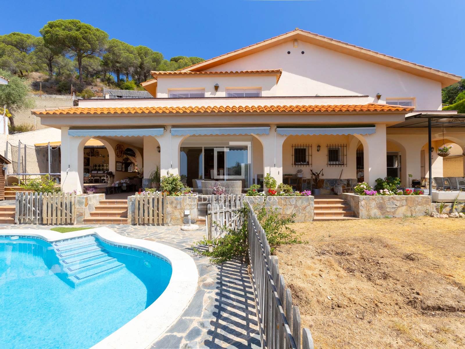 Villa à Cabrils, Barcelona, Espagne 4 chambres, 218 m2 No. 150967