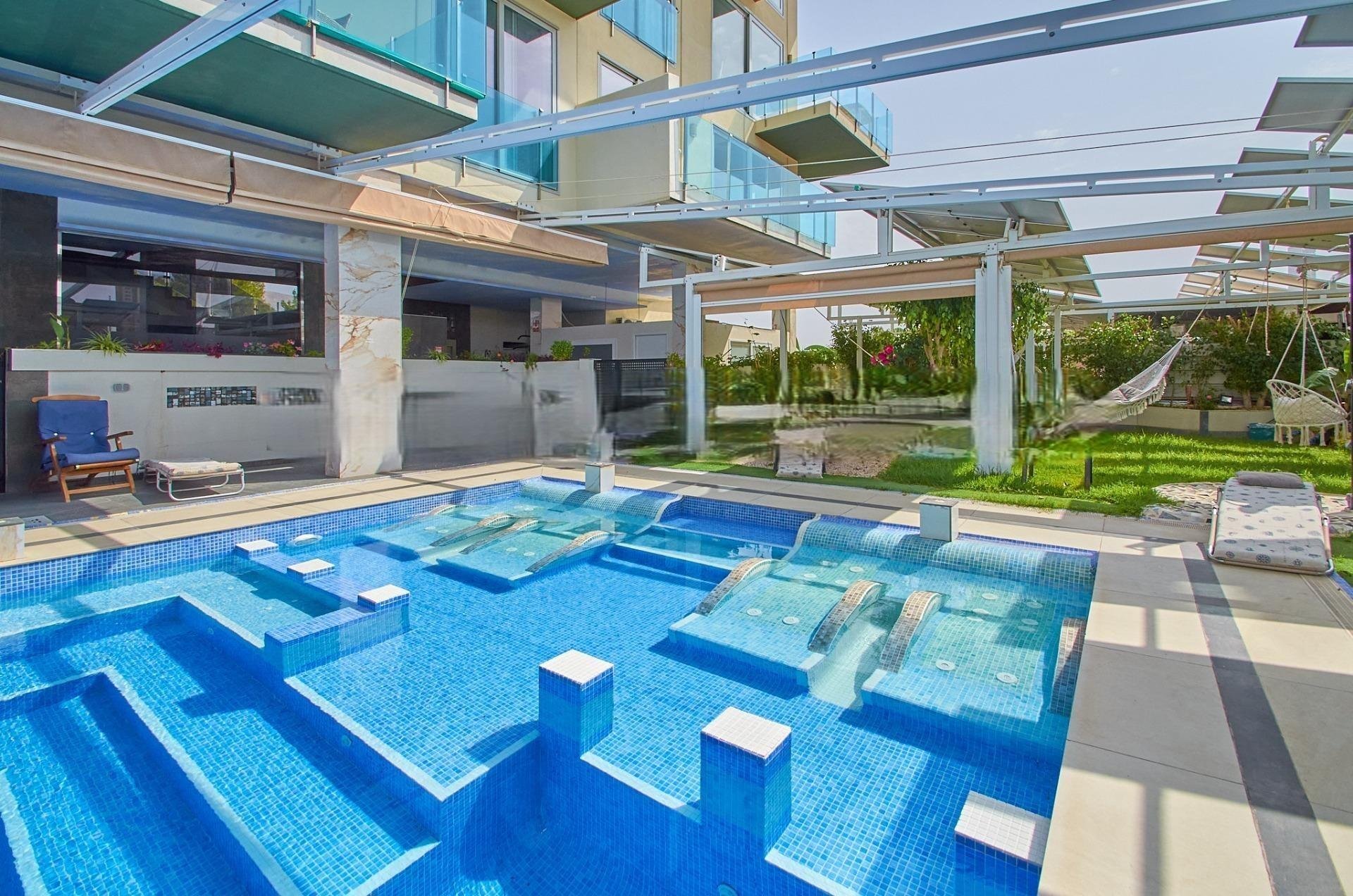 Huoneisto Benidorm, Alicante, Espanja 2 makuuhuonetta, 97 m2 No. 190368