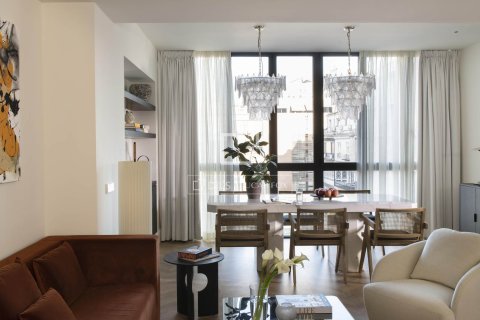 Wohnung in Barcelona, Spanien 3 Schlafzimmer, 140 m2 Nr. 151032