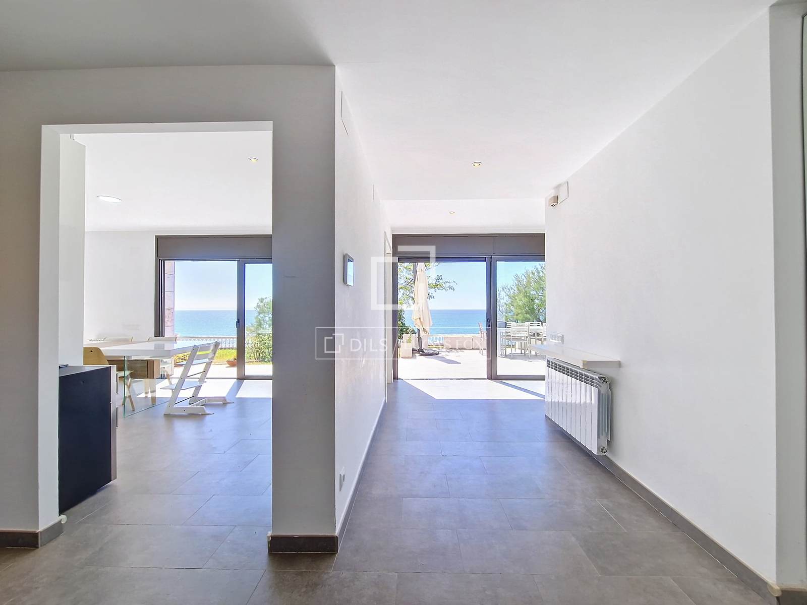 Villa a Vilanova i la Geltru, Barcelona, Spagna 5 camere da letto, 306 mq. N° 151031