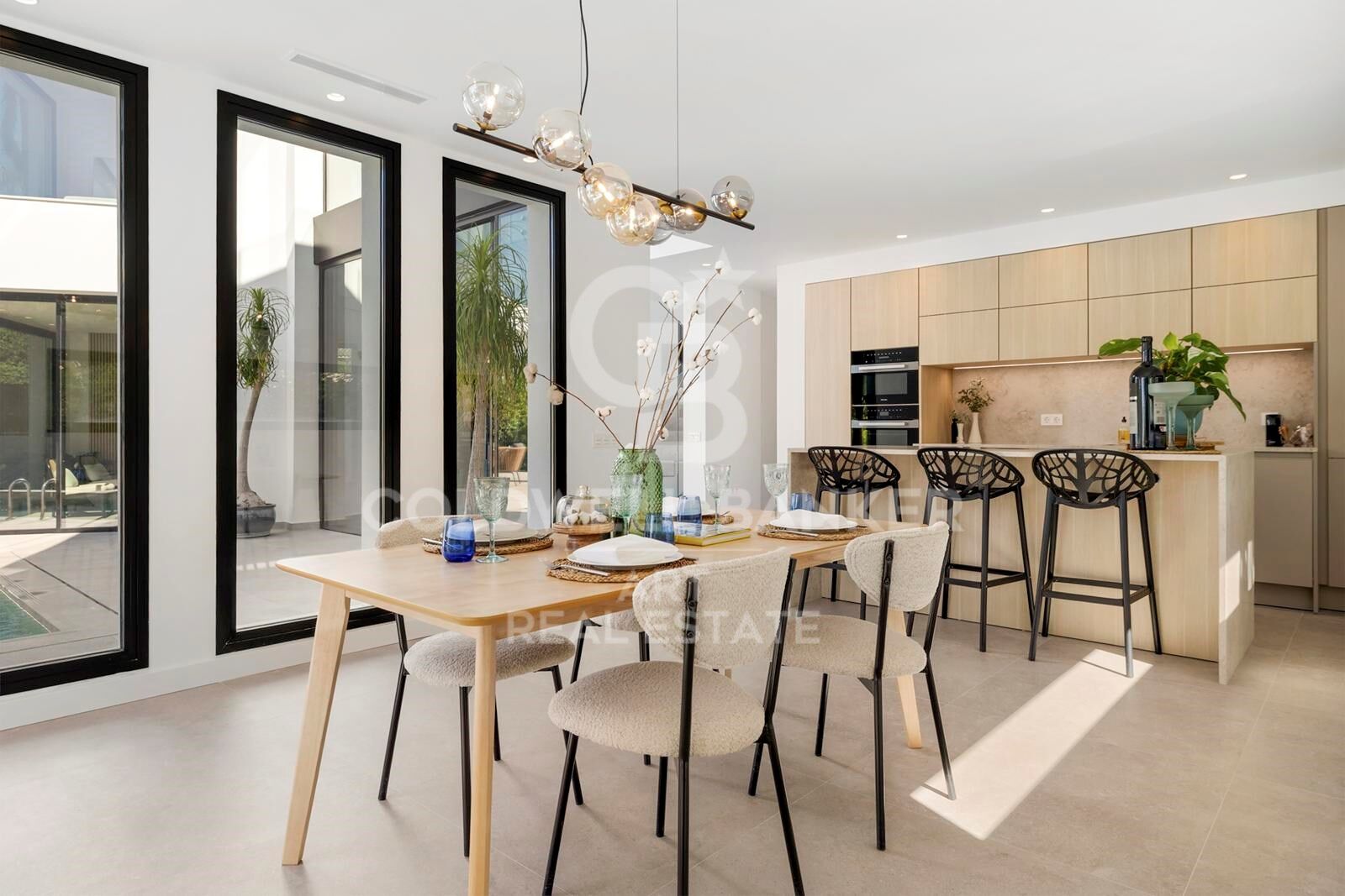 Willa w Marbella, Malaga, Hiszpania 5 sypialni, 408 mkw. nr 157841
