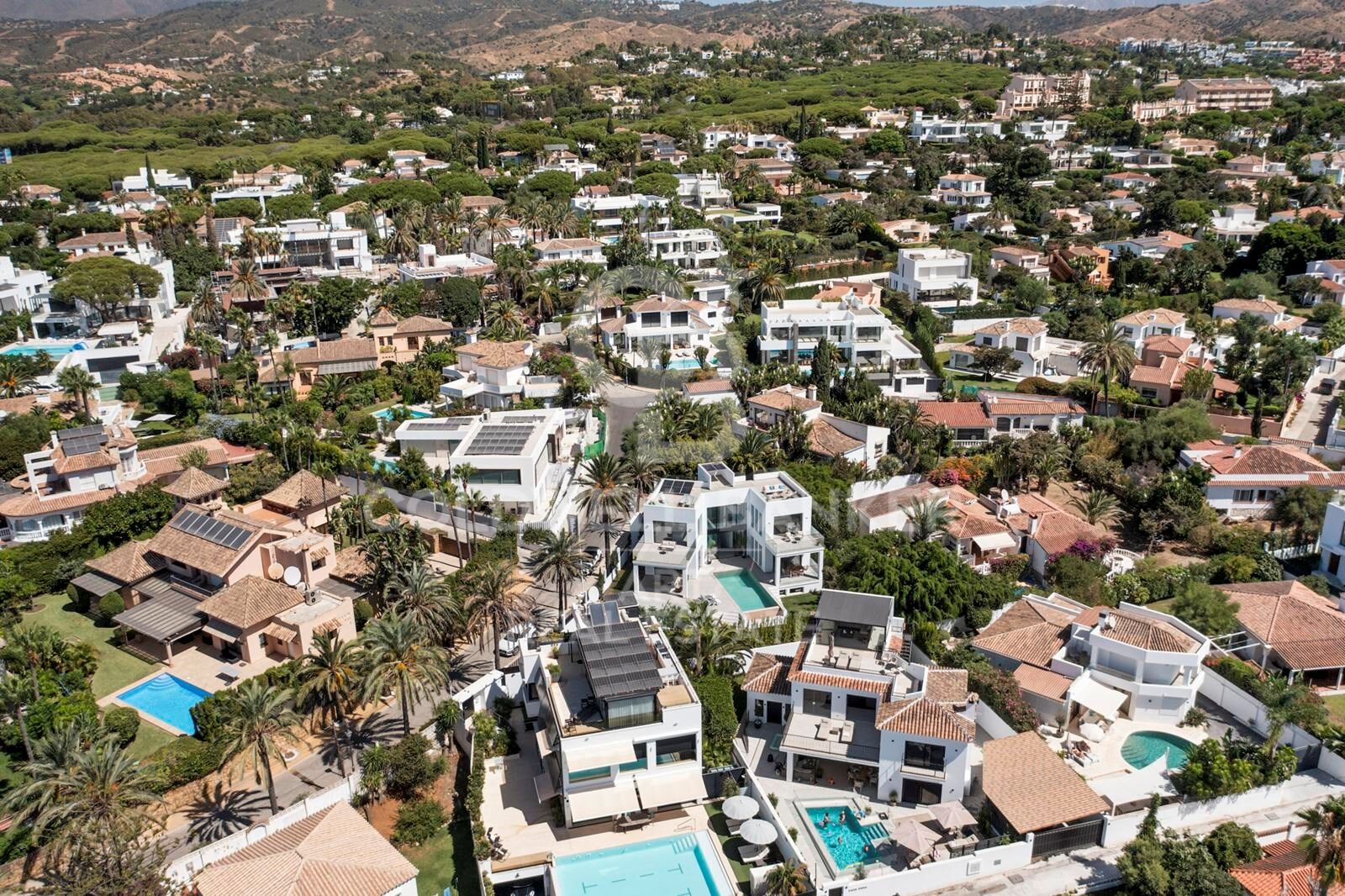 Willa w Marbella, Malaga, Hiszpania 5 sypialni, 408 mkw. nr 157841