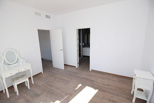 Villa en Pinoso, Alicante, España 4 dormitorios, 150 m2 No. 103424