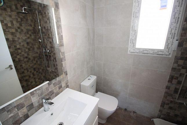 Villa en Pinoso, Alicante, España 4 dormitorios, 150 m2 No. 103424