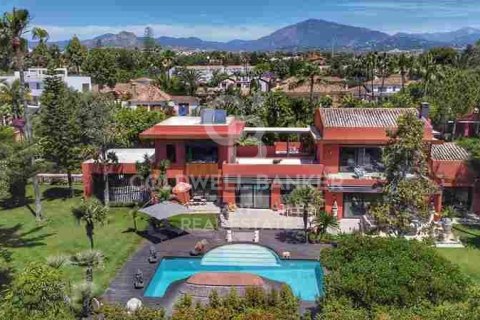 Huvila Marbella, Malaga, Espanja 4 makuuhuonetta, 597 m2 No. 158932