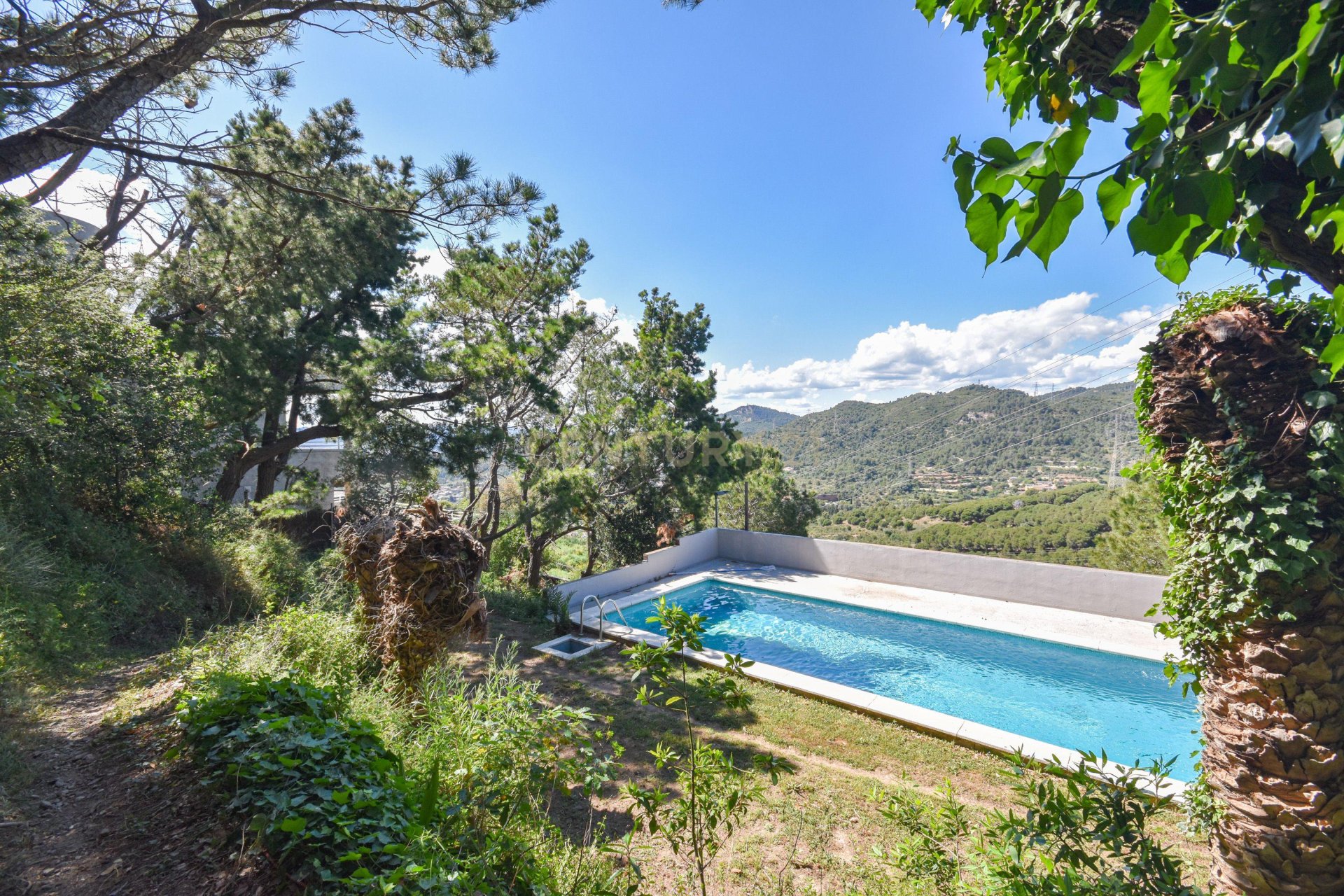 Сasa en Esplugues de Llobregat, Barcelona, España 7 dormitorios, 379 m2 No. 167732