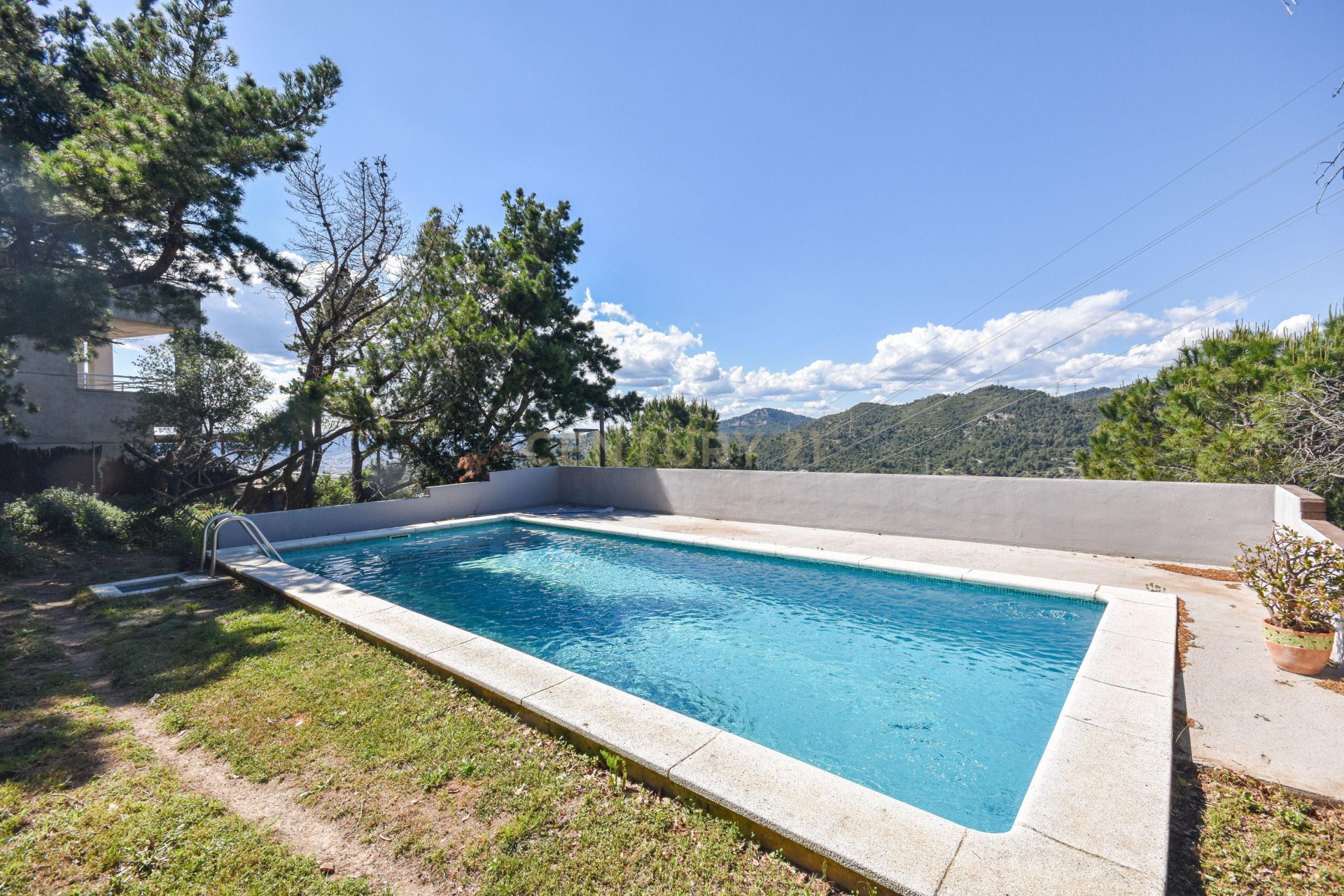 Сasa en Esplugues de Llobregat, Barcelona, España 7 dormitorios, 379 m2 No. 167732