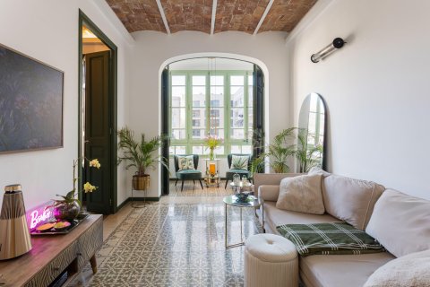 Dzīvoklis Barcelona, Spānijā 2 istabas, 79 m2 Nr. 167735