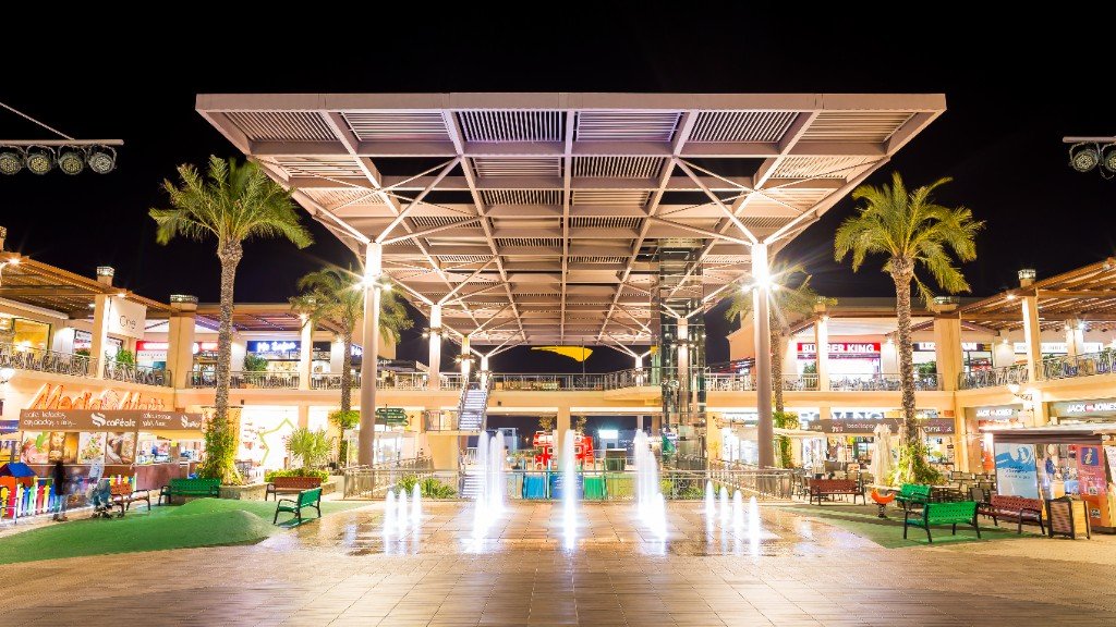 Commercial property à La Zenia, Alicante, Espagne 100 m2 No. 137564