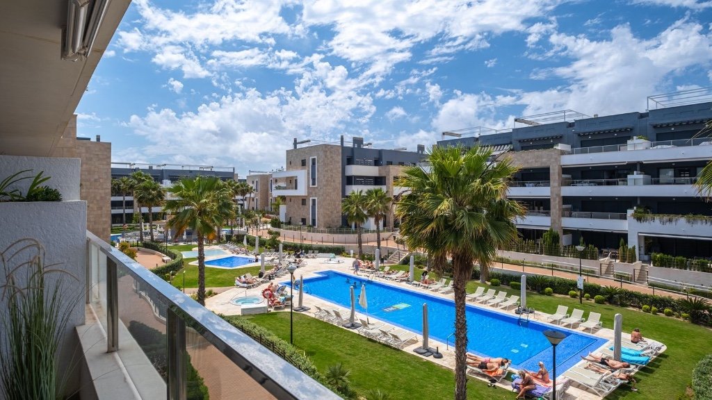 Lägenhet i Alicante, Spanien 2 sovrum, 87 kvm. Nr. 145357