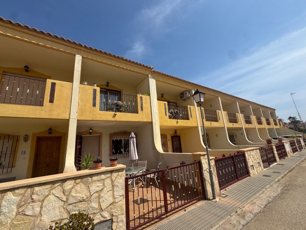 Casa adosada en Alicante, España 3 dormitorios, 80 m2 No. 145354