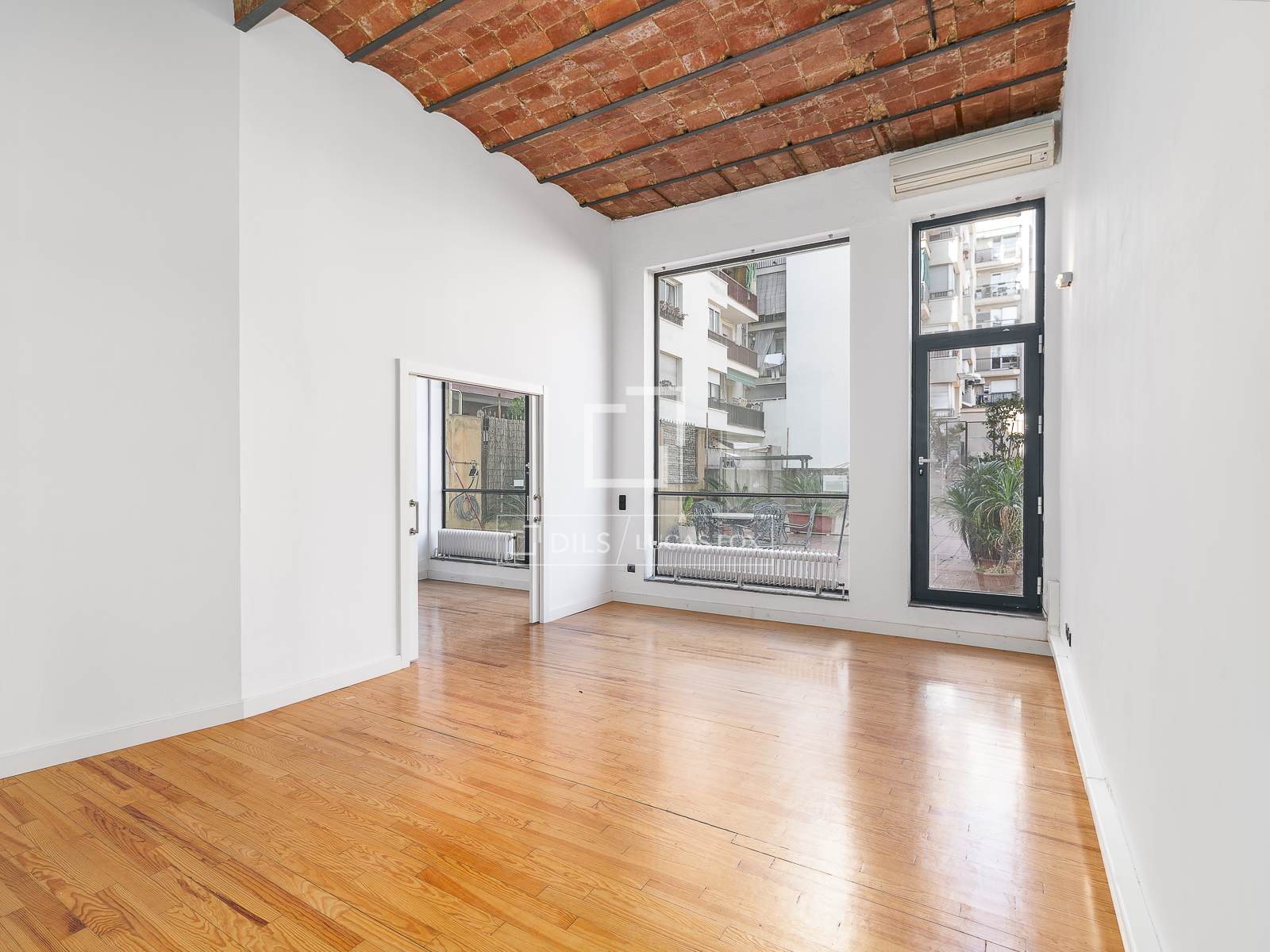 Dzīvoklis Barcelona, Spānijā 3 istabas, 149 m2 Nr. 167988