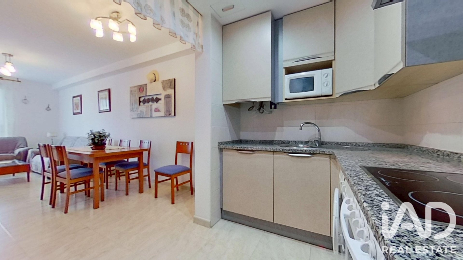 Apartamento en Torredembarra, Tarragona, España 2 dormitorios, 77 m2 No. 194330