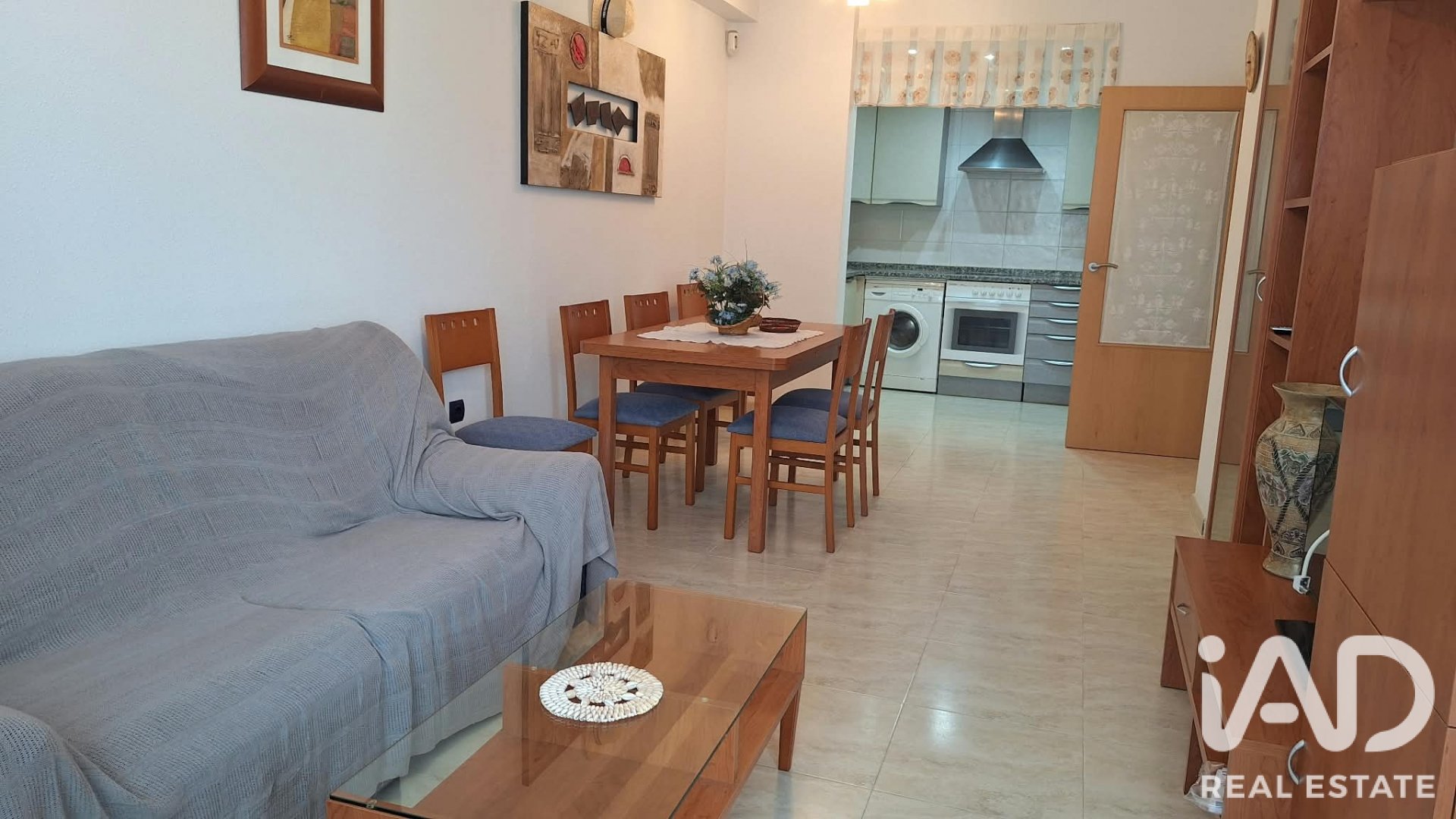 Apartamento en Torredembarra, Tarragona, España 2 dormitorios, 77 m2 No. 194330