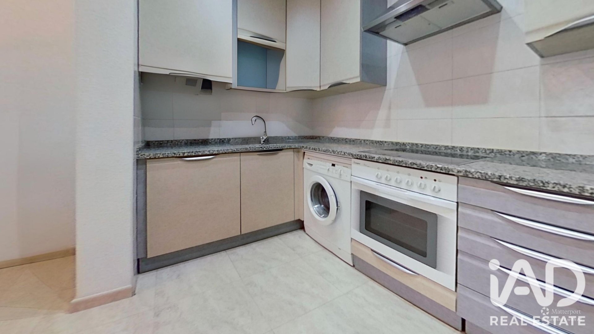 Apartamento en Torredembarra, Tarragona, España 2 dormitorios, 77 m2 No. 194330