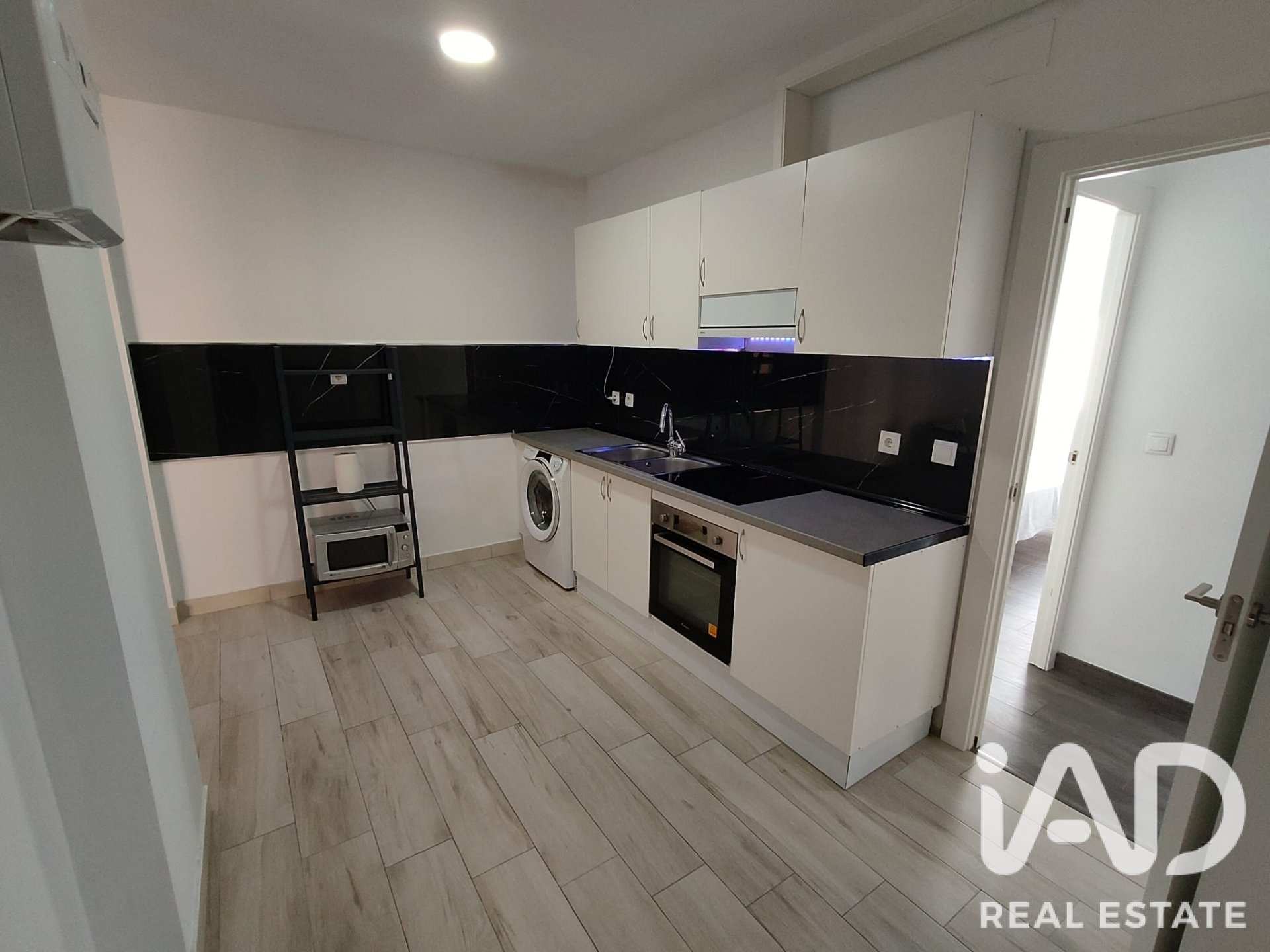 Apartamento en Valladolid, España 3 dormitorios, 99 m2 No. 187817