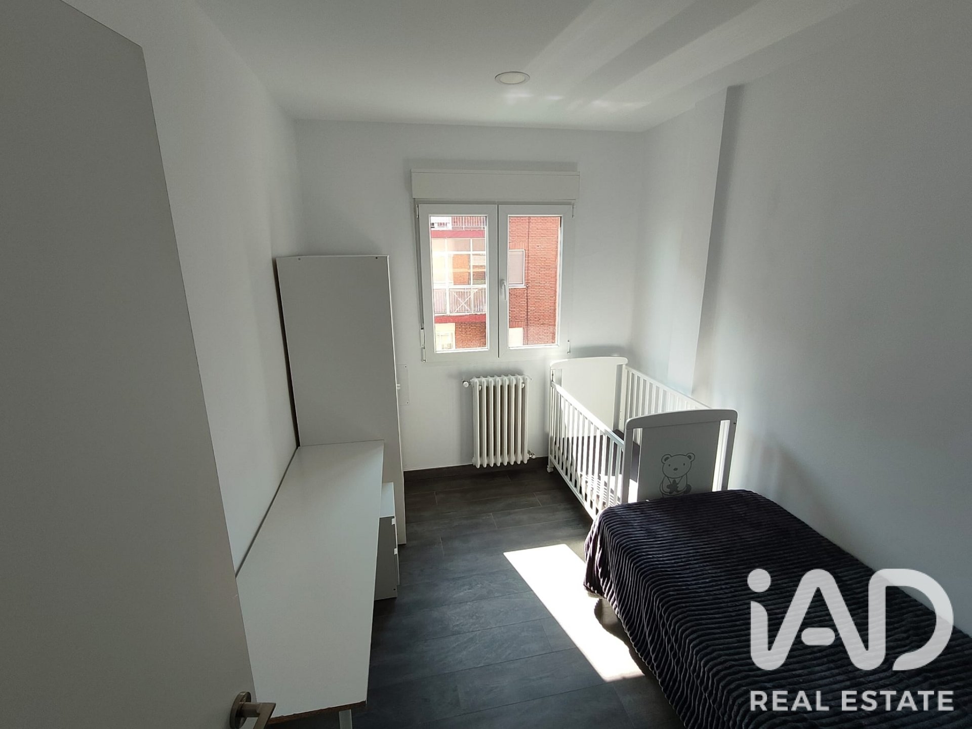 Apartamento en Valladolid, España 3 dormitorios, 99 m2 No. 187817