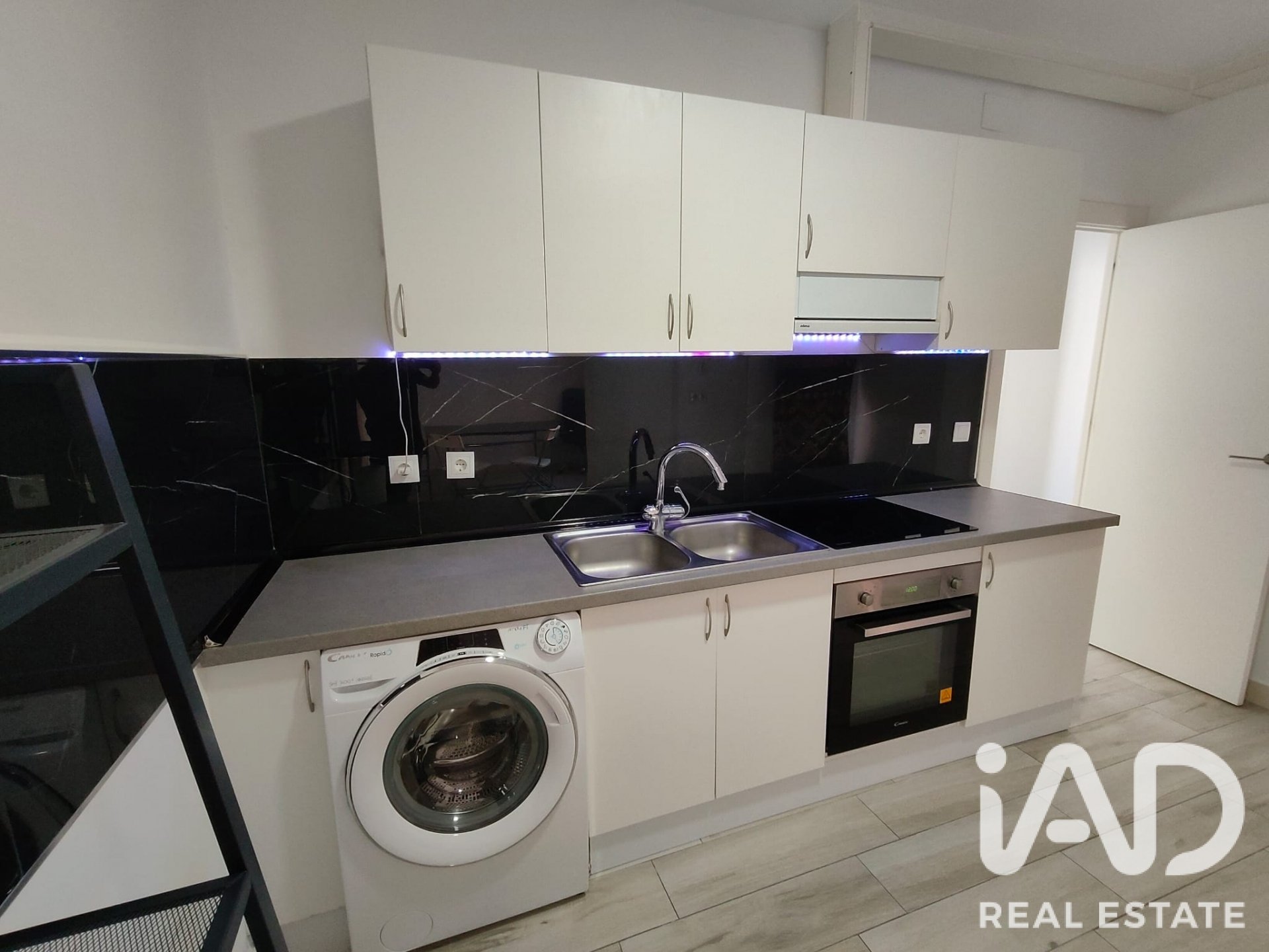 Apartamento en Valladolid, España 3 dormitorios, 99 m2 No. 187817
