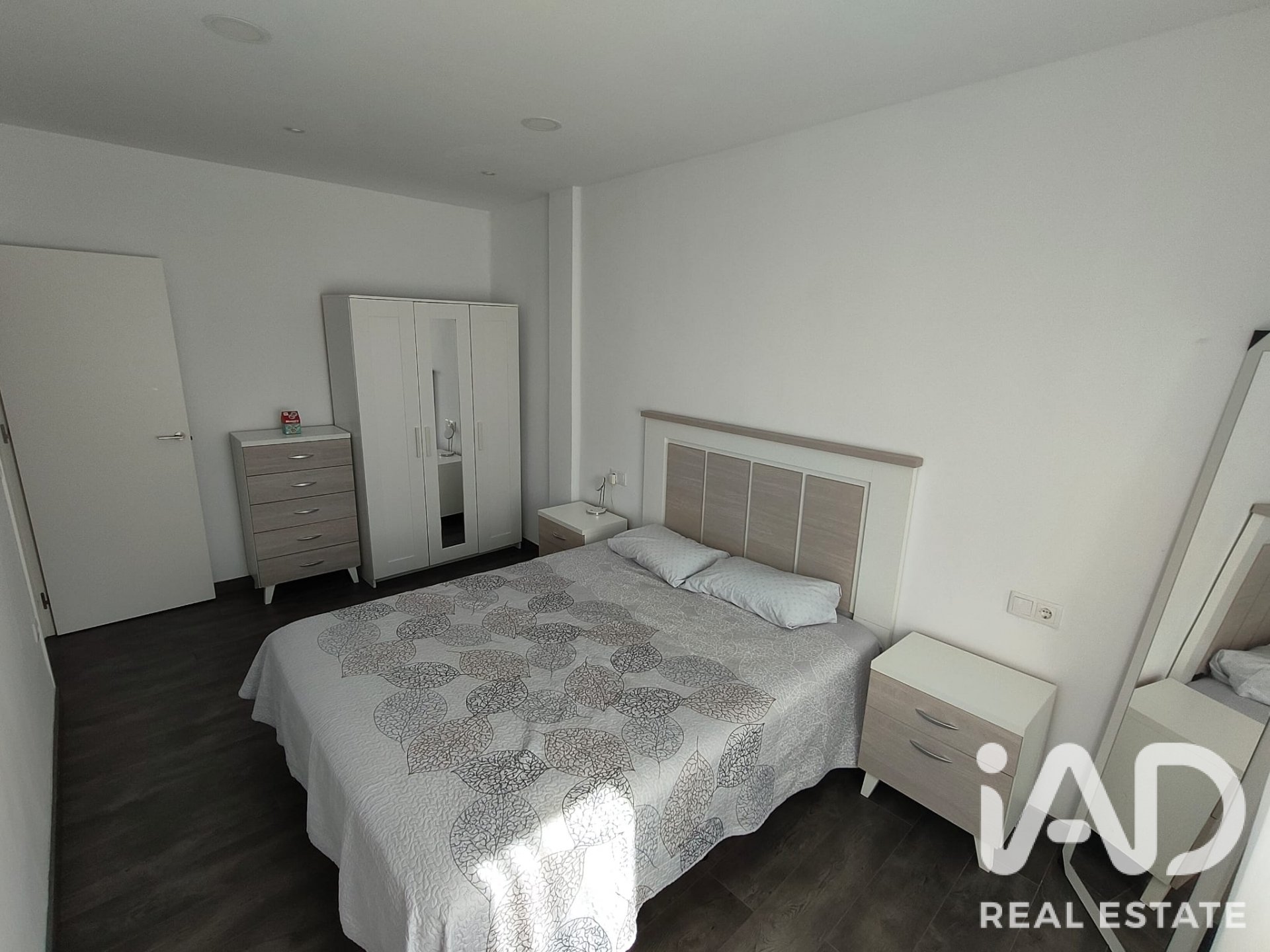 Apartamento en Valladolid, España 3 dormitorios, 99 m2 No. 187817