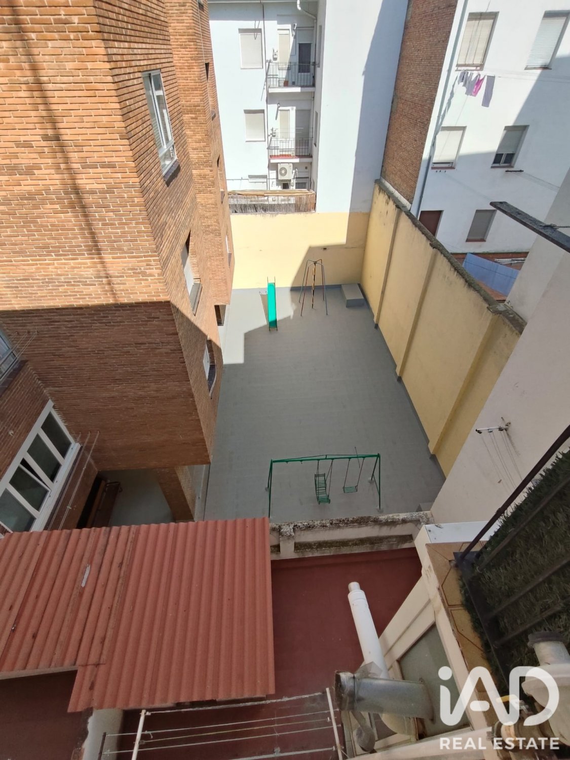 Apartamento en Valladolid, España 3 dormitorios, 99 m2 No. 187817