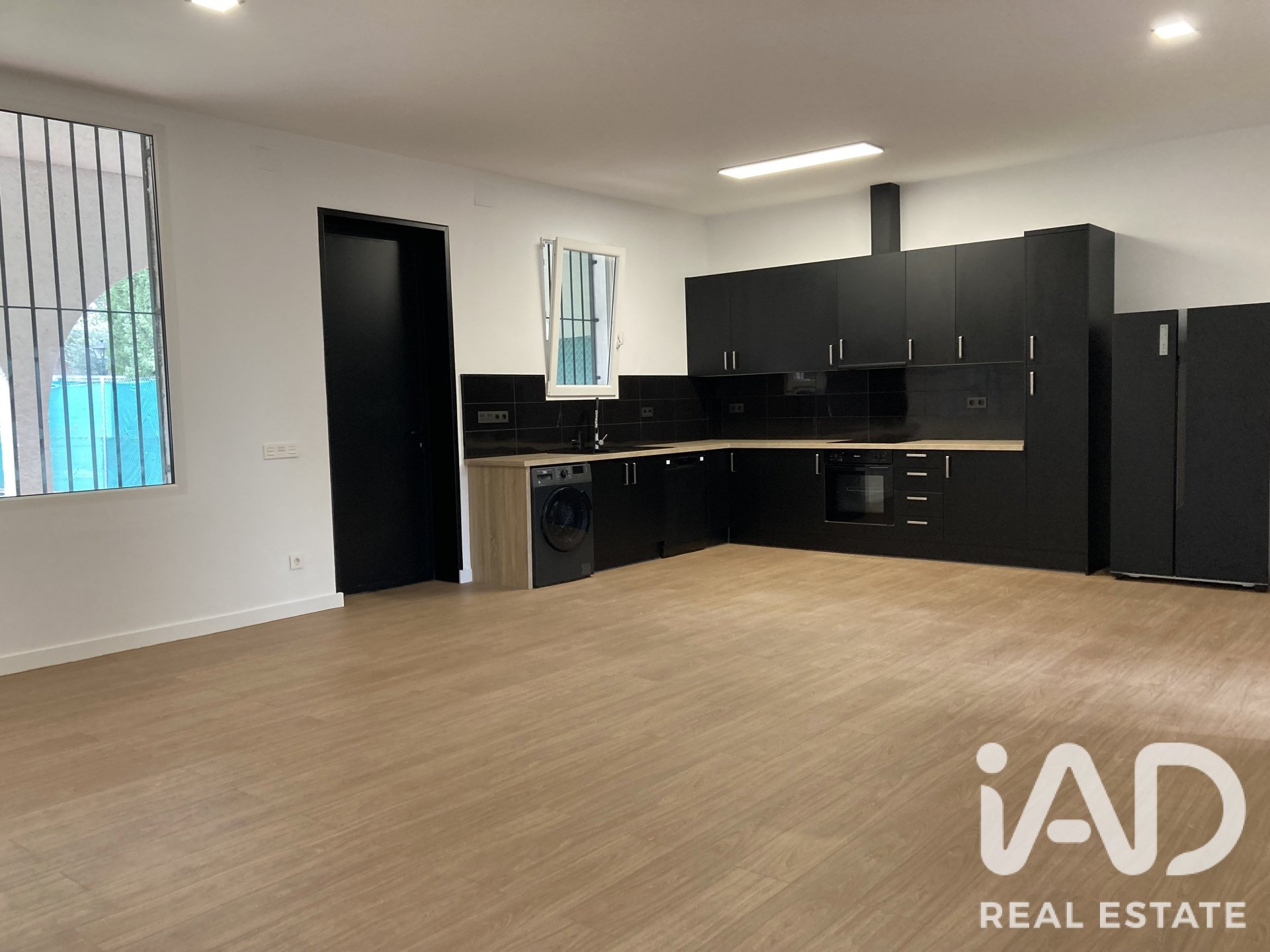 Dzīvoklis Las Rozas de Madrid, Madrid, Spānijā 2 istabas, 140 m2 Nr. 187818