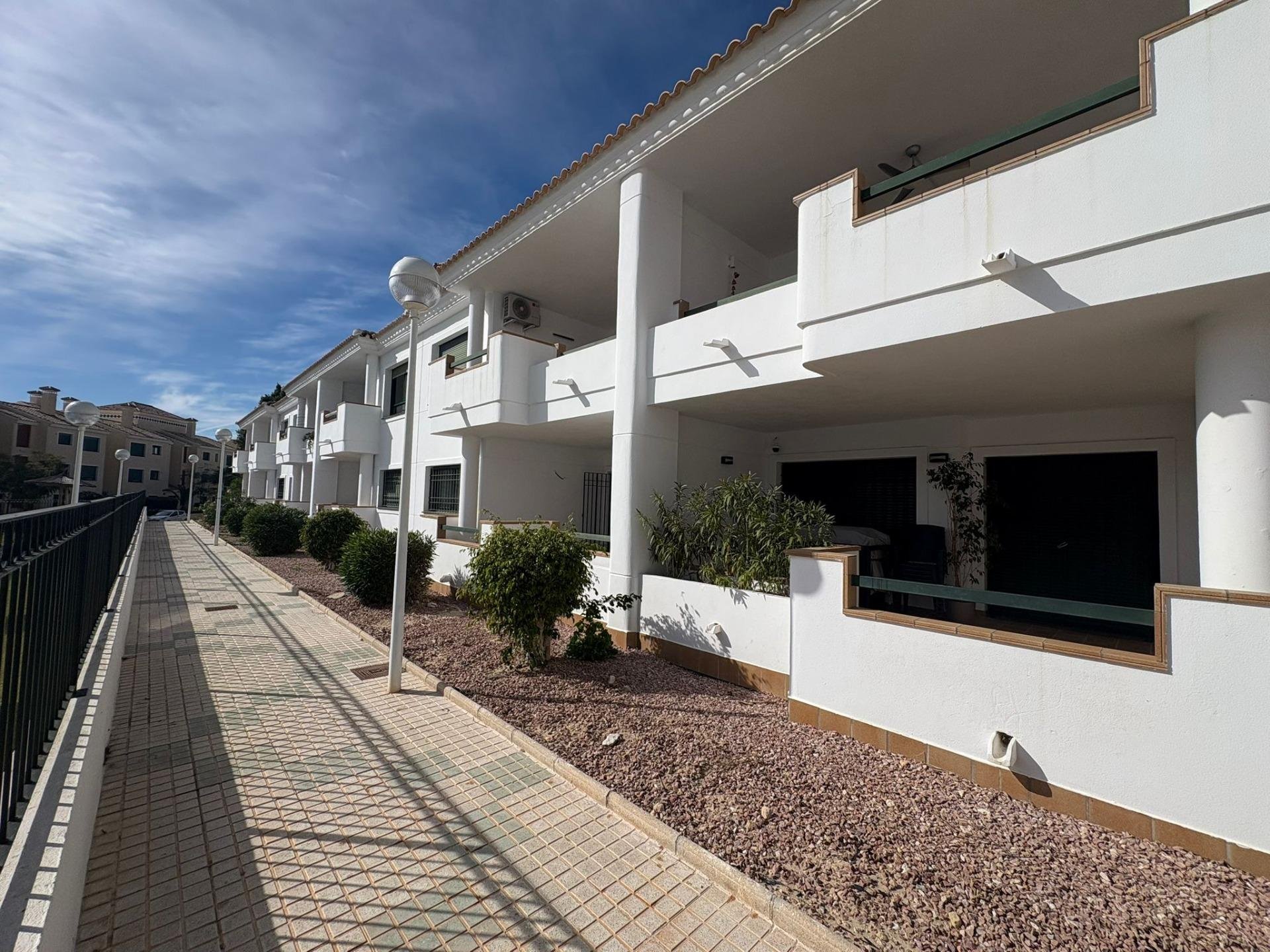 Apartment à Campoamor, Alicante, Espagne 2 chambres, 97 m2 No. 165867
