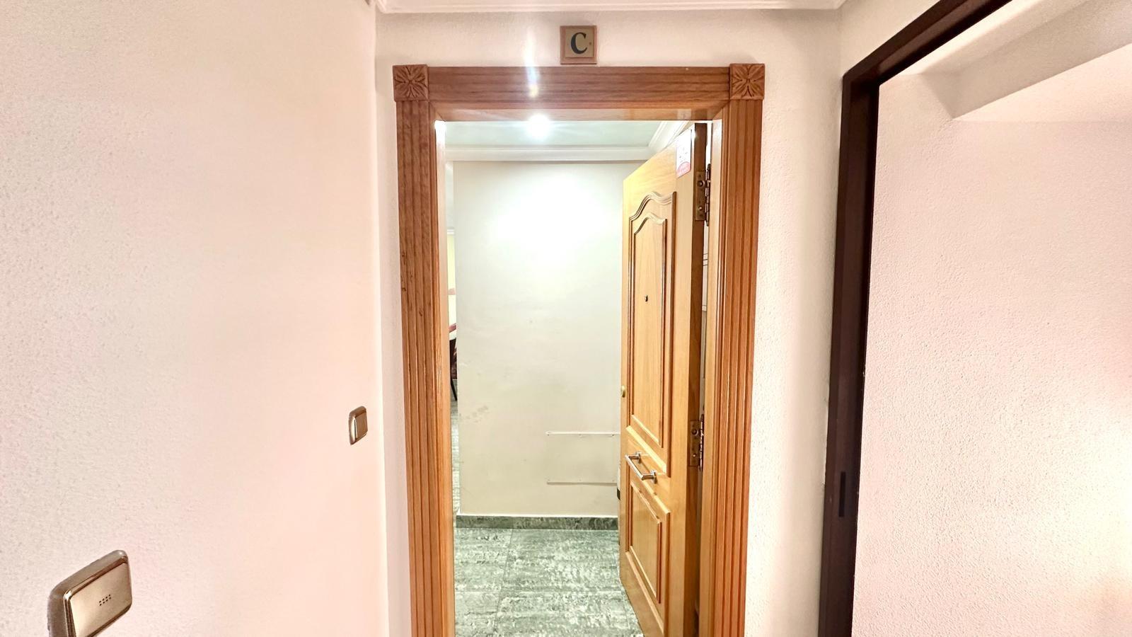 Penthouse in Torrevieja, Alicante, Spain 2 bedrooms, 98 sq.m. No. 165851
