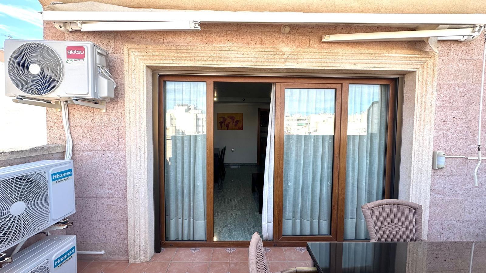 Penthouse in Torrevieja, Alicante, Spain 2 bedrooms, 98 sq.m. No. 165851