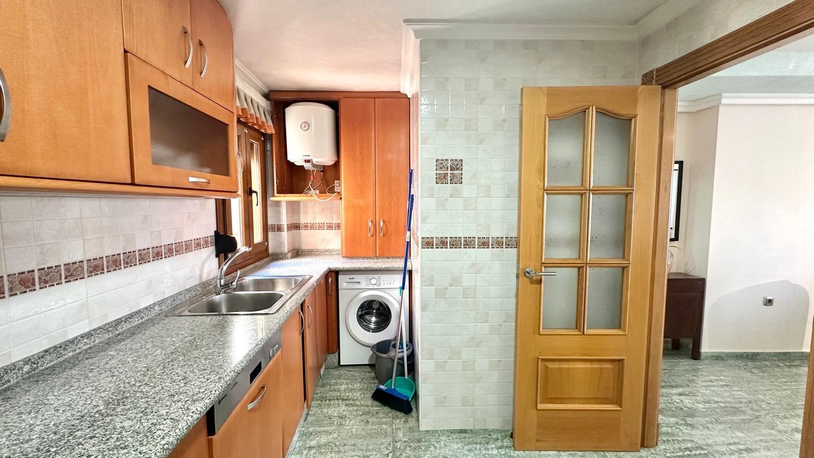 Penthouse in Torrevieja, Alicante, Spain 2 bedrooms, 98 sq.m. No. 165851