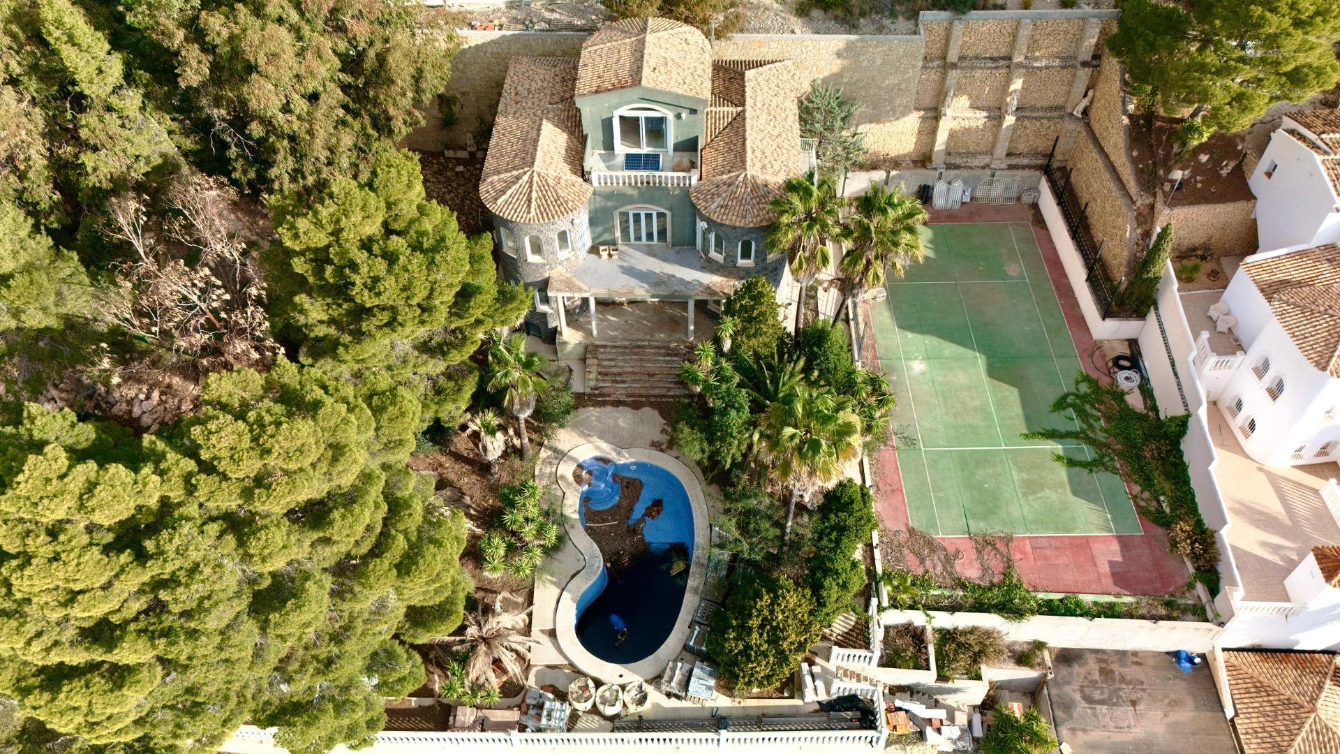 House in Zona Altea Hills, Alicante, Spain 4 bedrooms, 605 sq.m. No. 165491