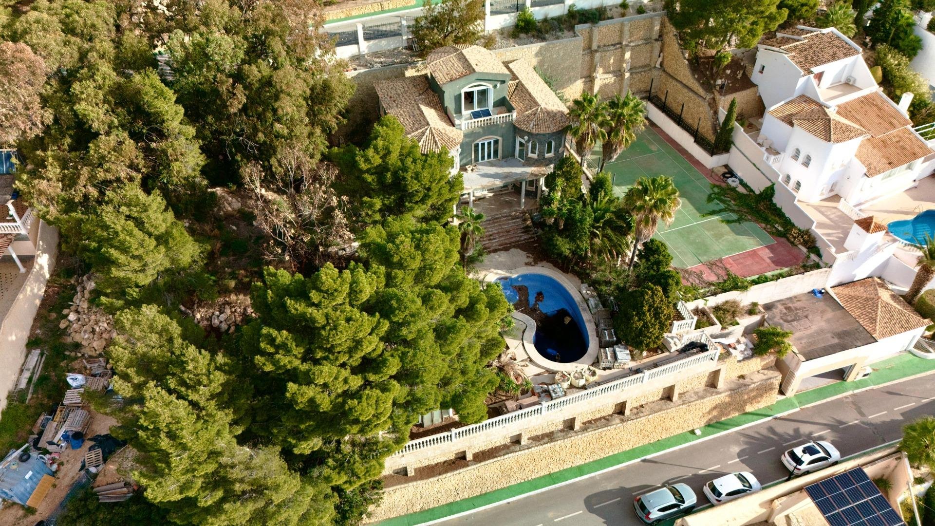 House in Zona Altea Hills, Alicante, Spain 4 bedrooms, 605 sq.m. No. 165491