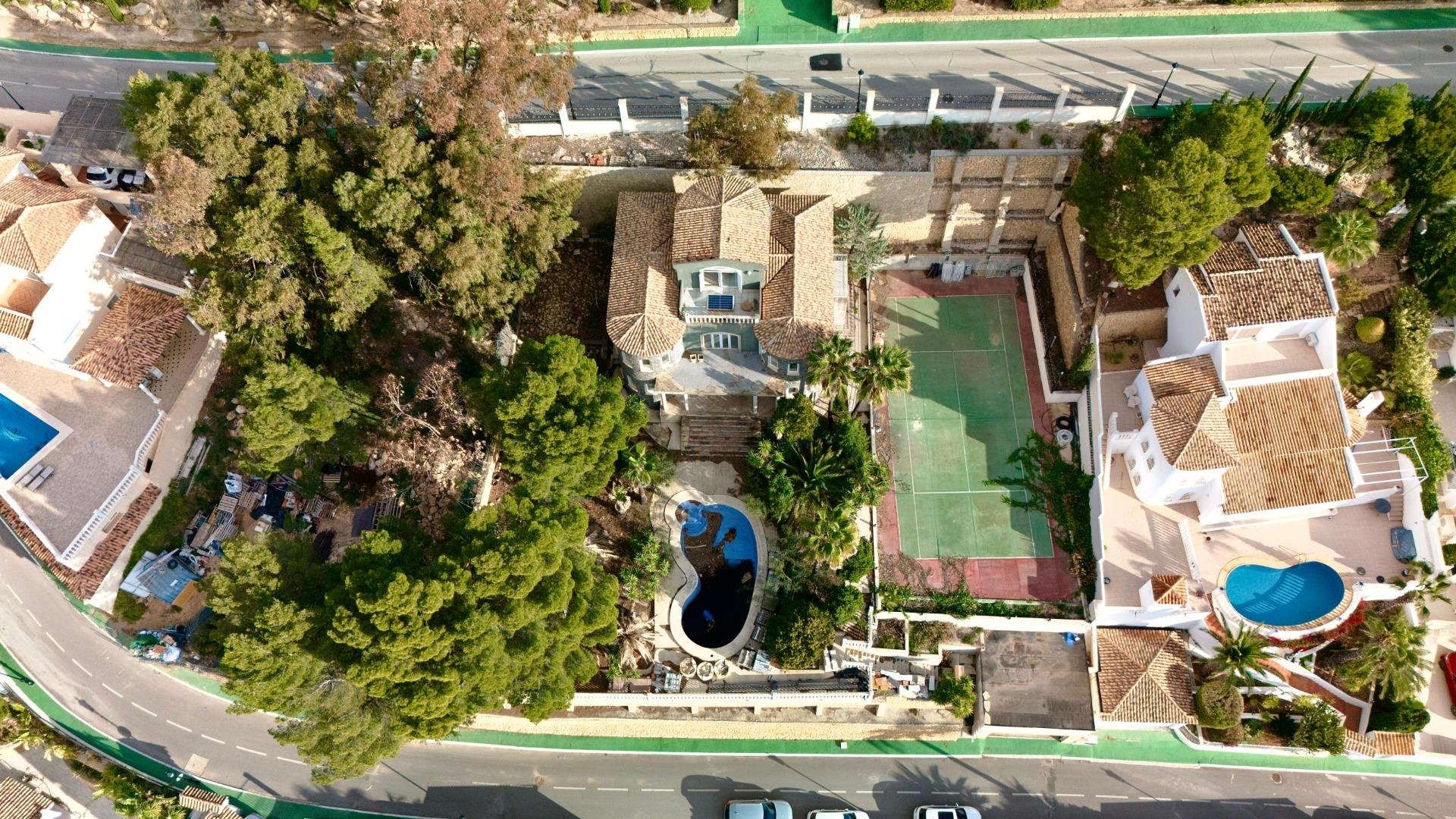 House in Zona Altea Hills, Alicante, Spain 4 bedrooms, 605 sq.m. No. 165491