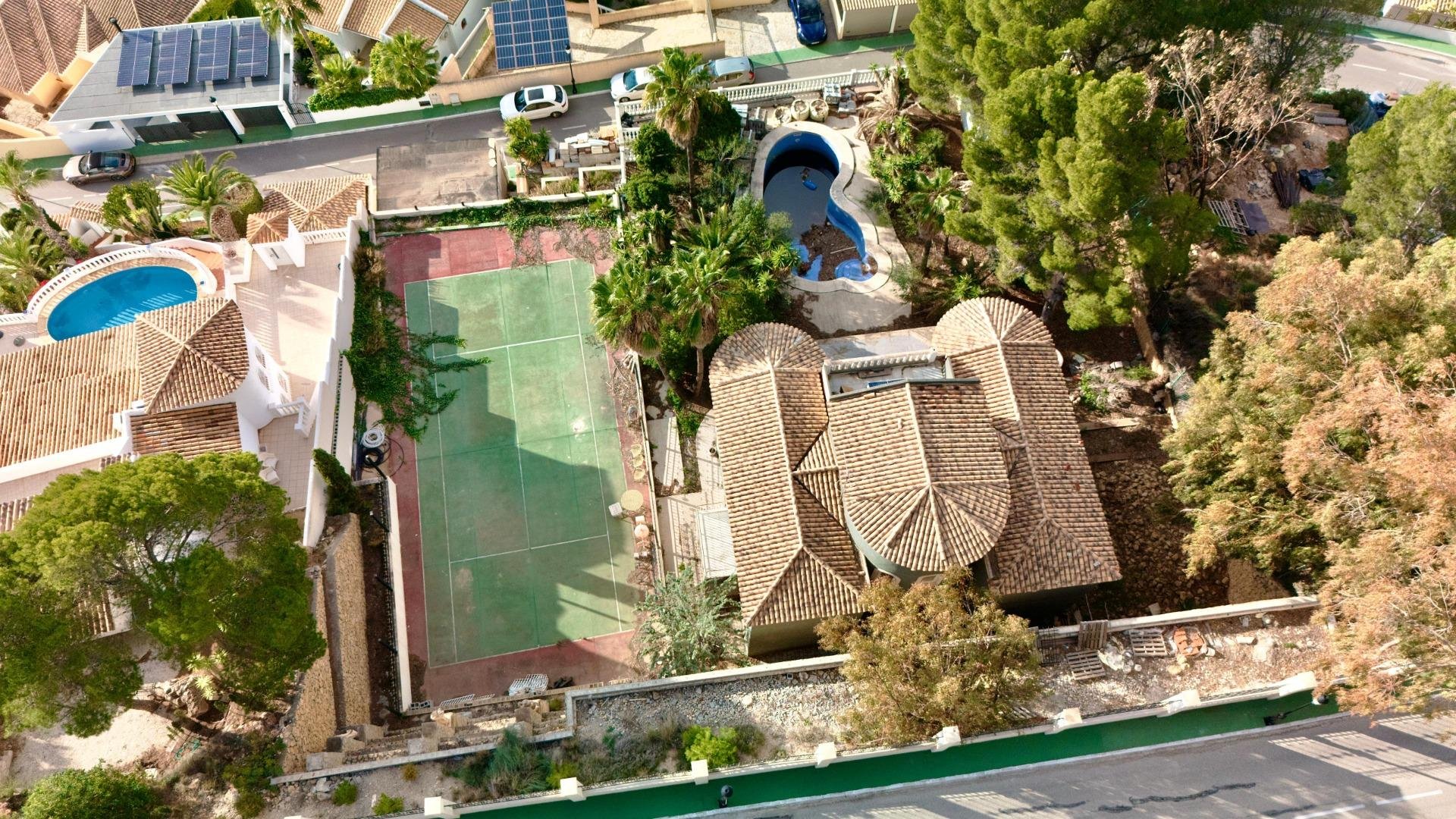 House in Zona Altea Hills, Alicante, Spain 4 bedrooms, 605 sq.m. No. 165491
