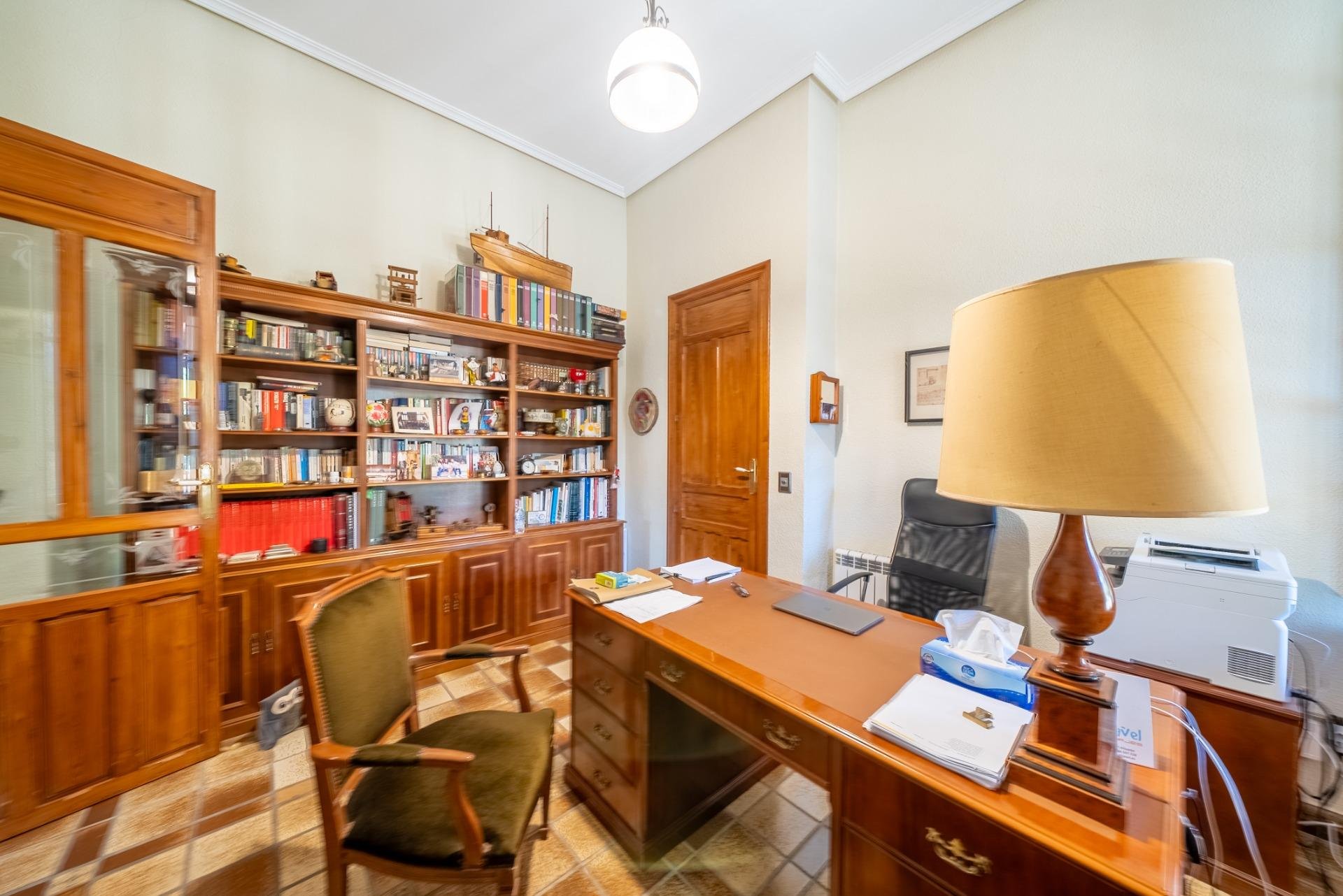 Сasa en Mutxamel, Alicante, España 7 dormitorios, 1350 m2 No. 165490