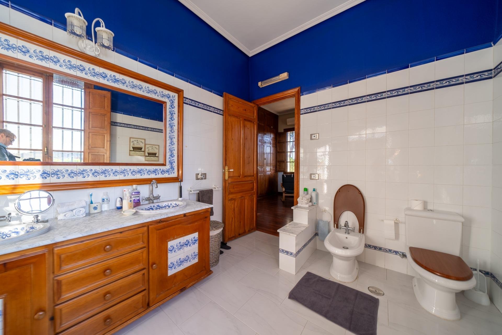 Сasa en Mutxamel, Alicante, España 7 dormitorios, 1350 m2 No. 165490