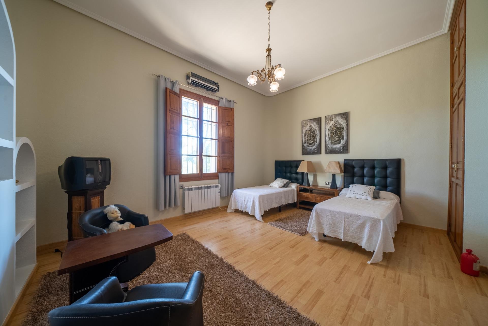 Сasa en Mutxamel, Alicante, España 7 dormitorios, 1350 m2 No. 165490