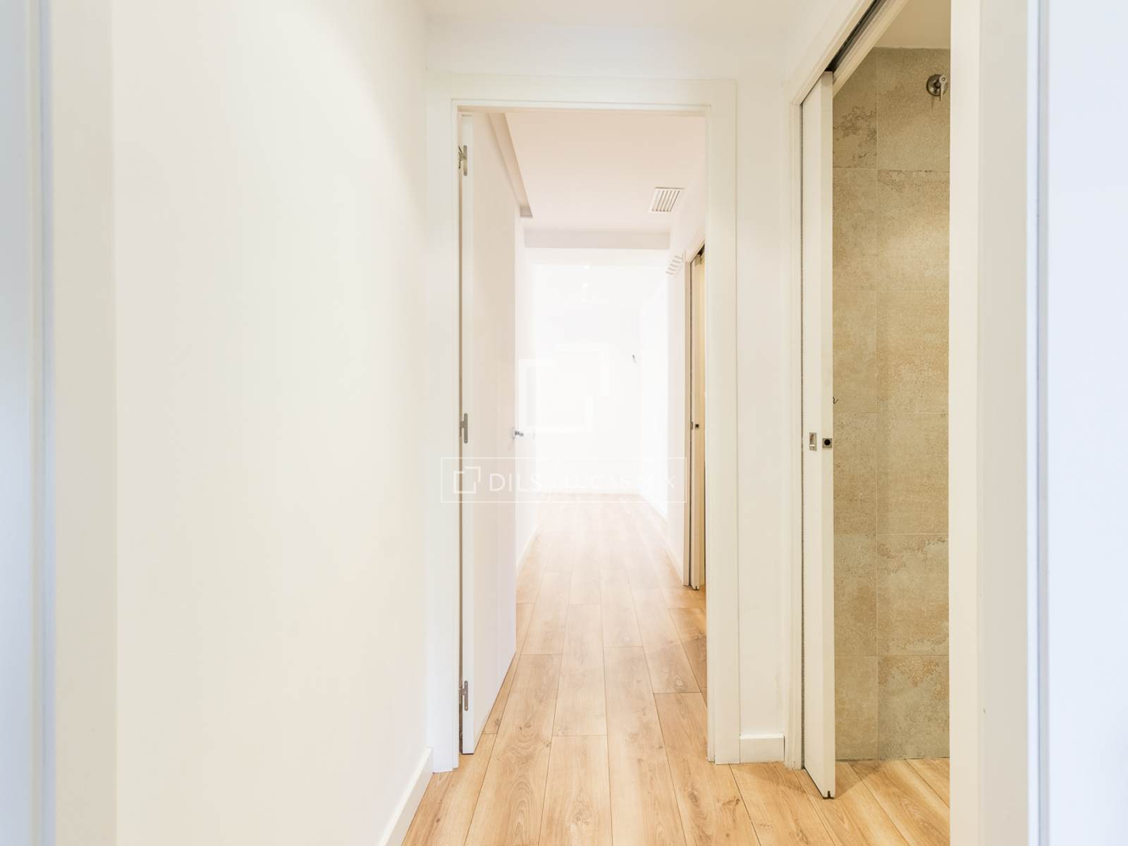 Appartamento a Barcelona, Spagna 3 camere da letto, 117 mq. N° 168914