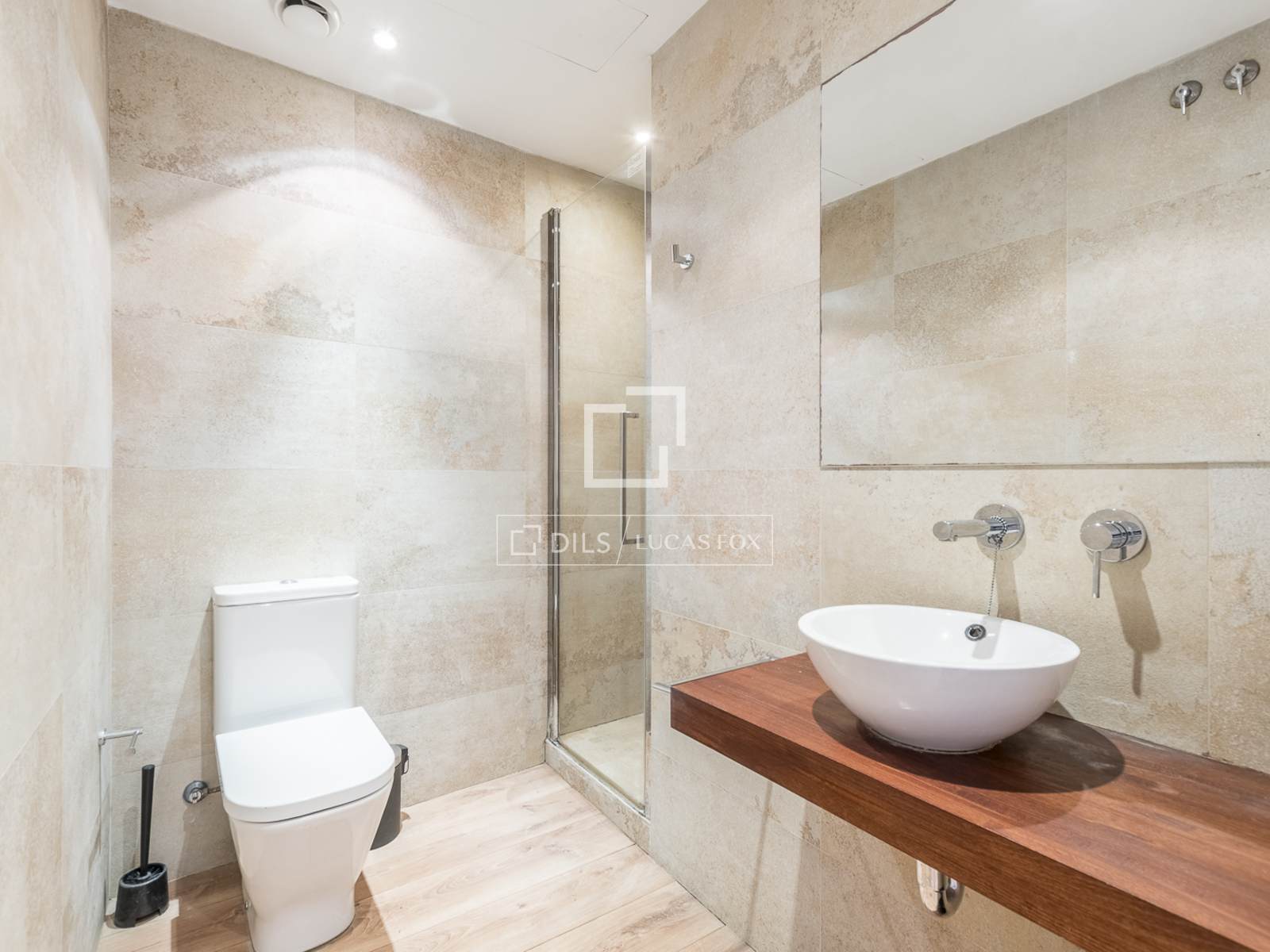 Appartamento a Barcelona, Spagna 3 camere da letto, 117 mq. N° 168914