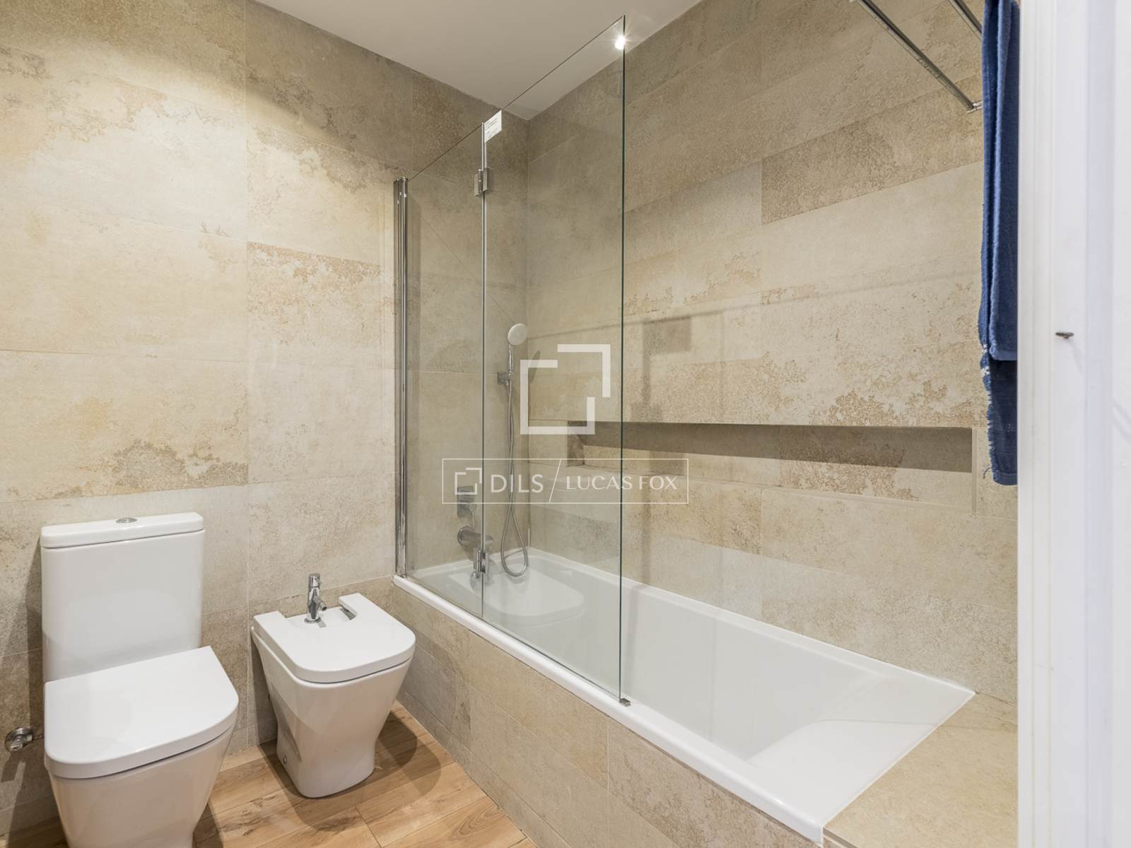 Appartamento a Barcelona, Spagna 3 camere da letto, 117 mq. N° 168914