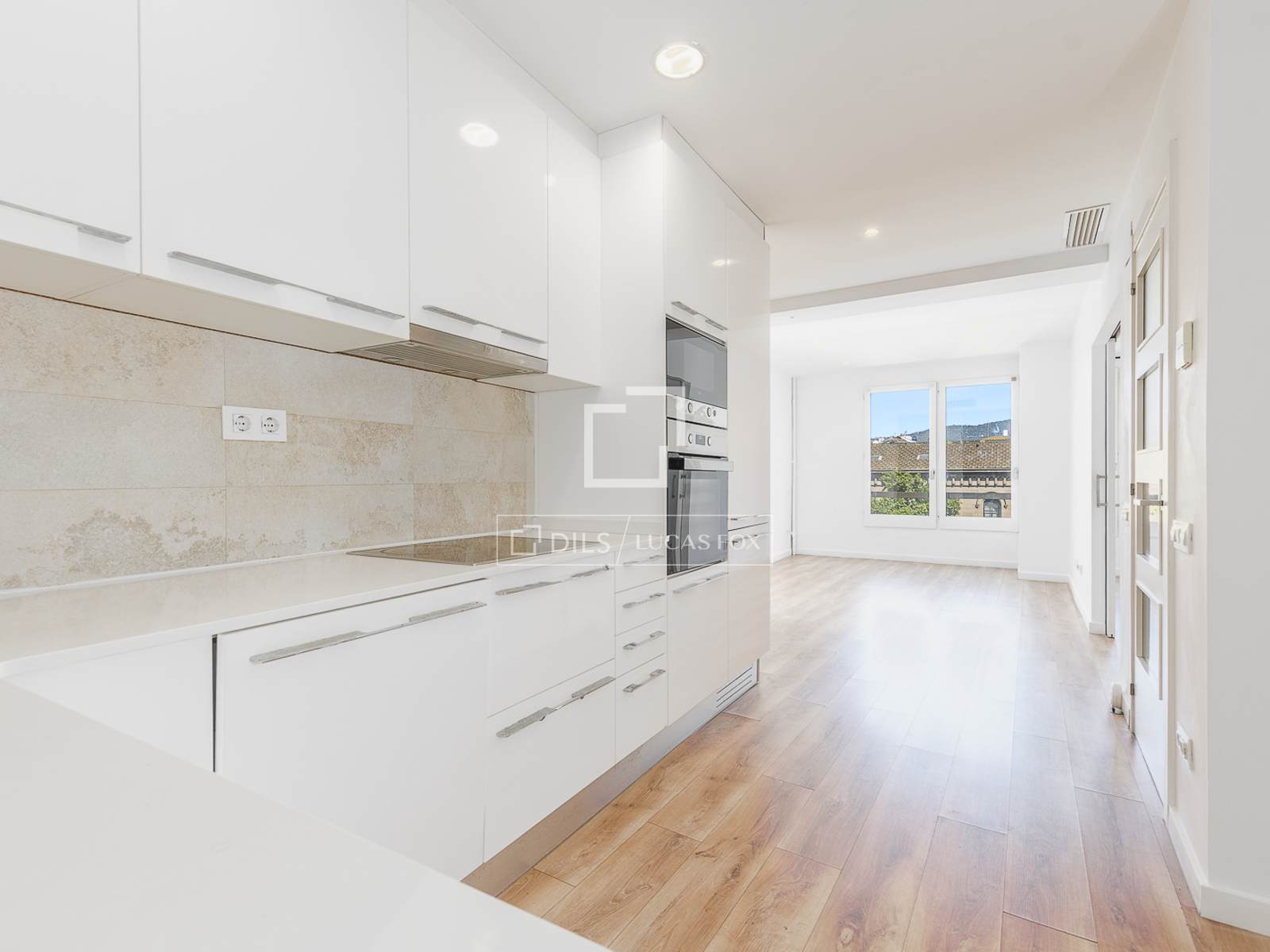 Appartamento a Barcelona, Spagna 3 camere da letto, 117 mq. N° 168914