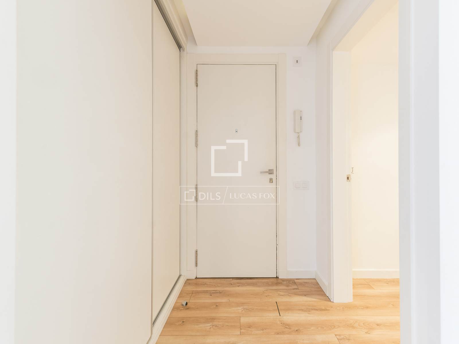 Appartamento a Barcelona, Spagna 3 camere da letto, 117 mq. N° 168914