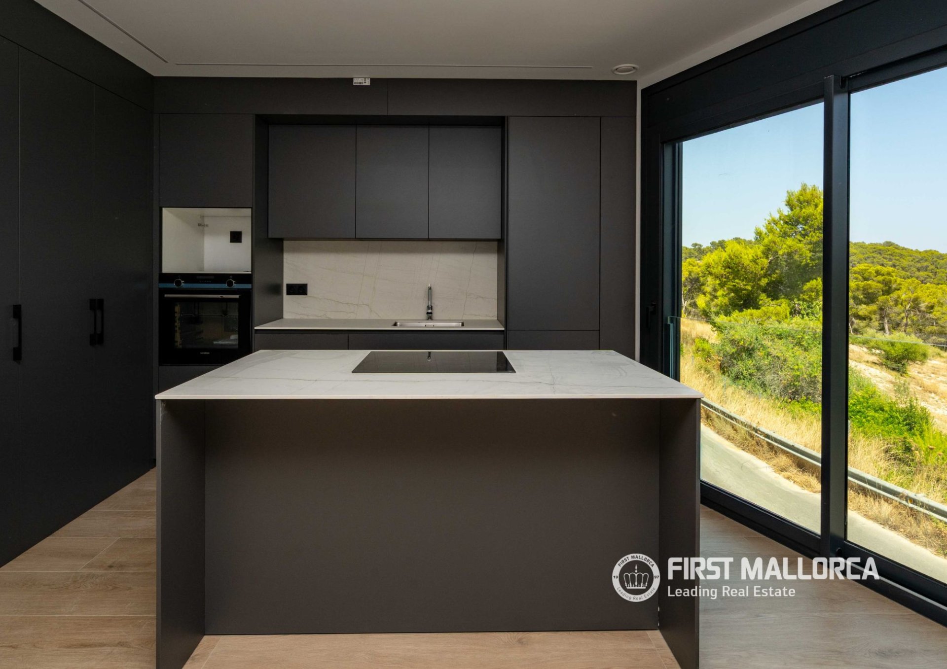 Villa Genova, Mallorca, Spānijā 4 istabas, 284 m2 Nr. 168909
