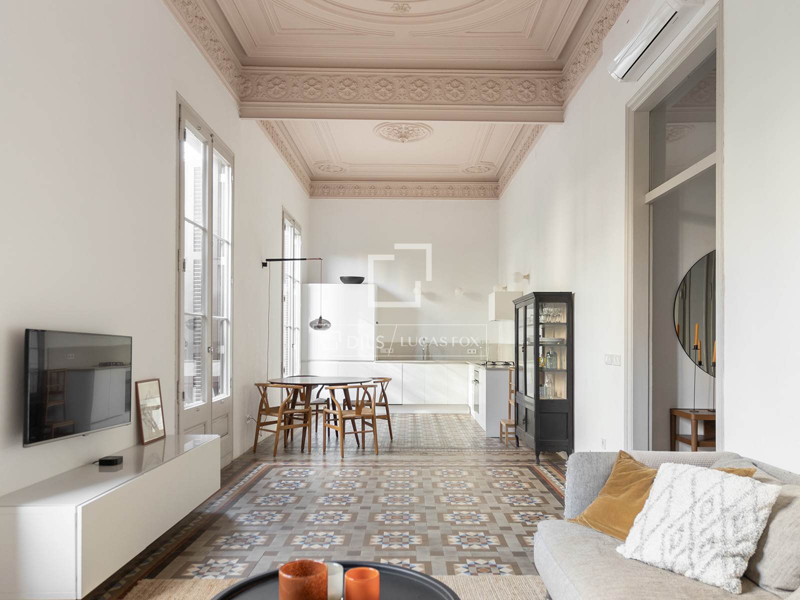Apartamento en Barcelona, España 3 dormitorios, 116 m2 No. 168910