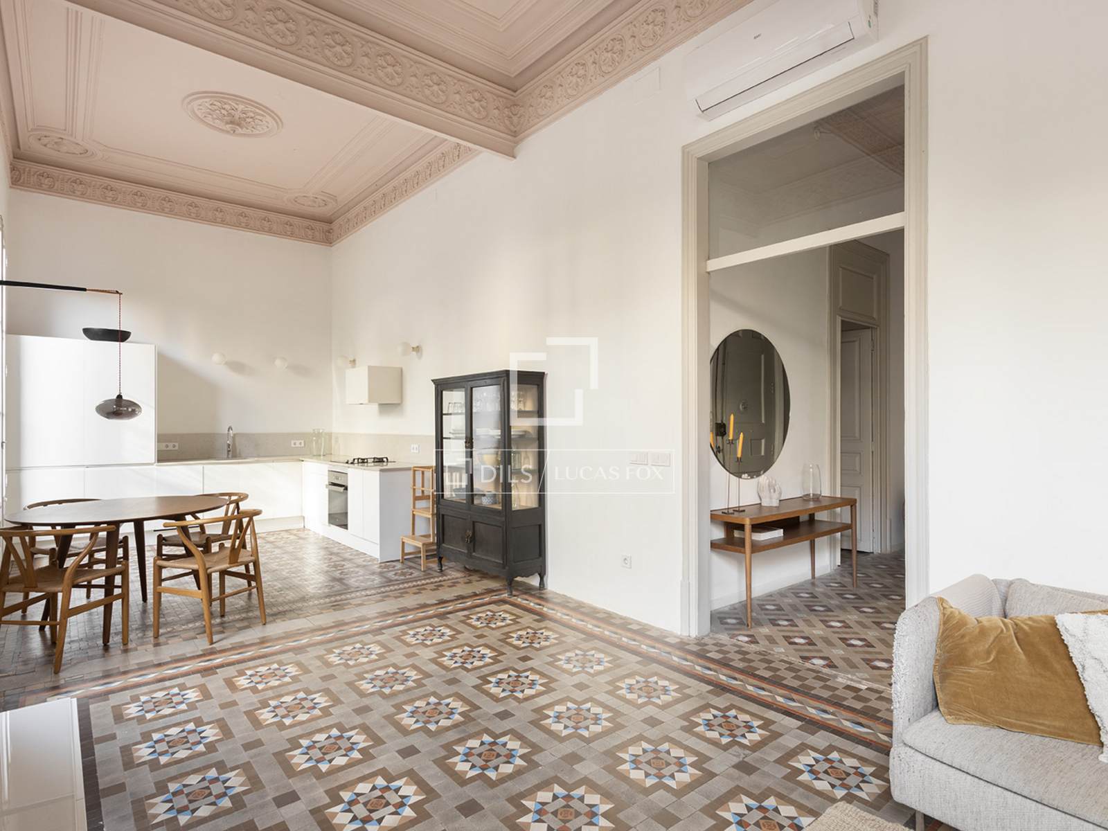 Apartamento en Barcelona, España 3 dormitorios, 116 m2 No. 168910