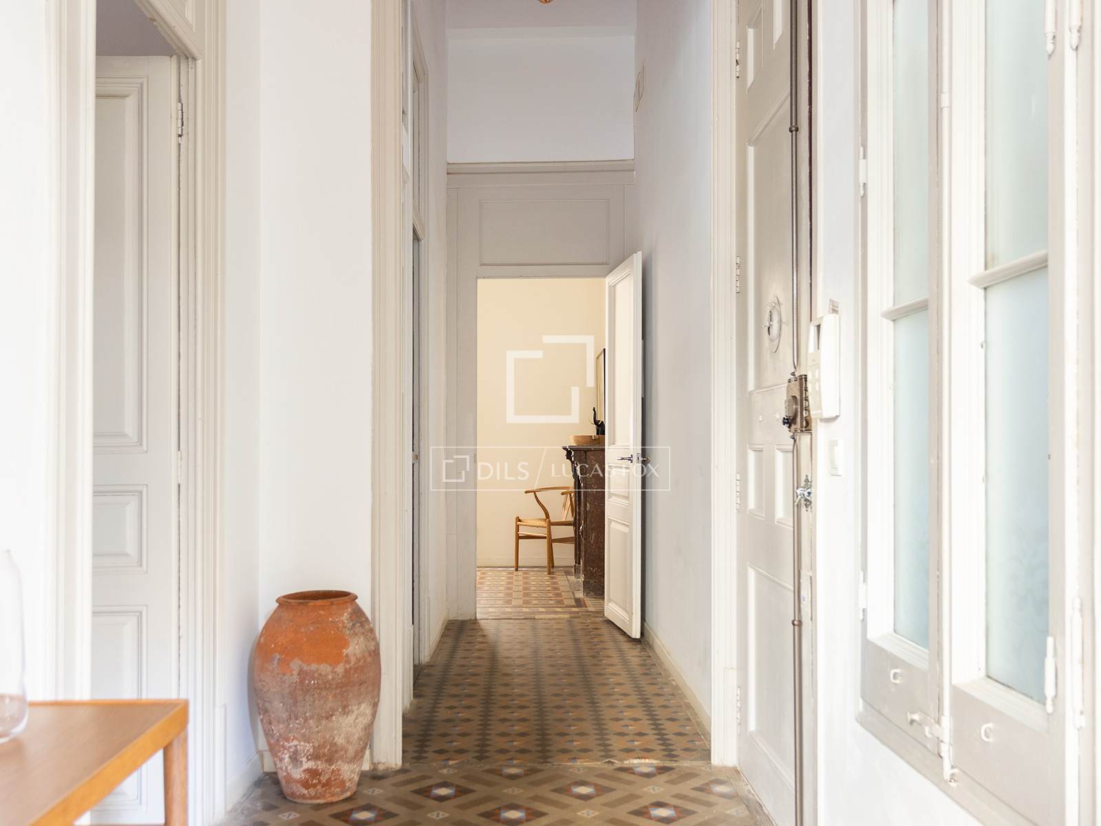 Apartamento en Barcelona, España 3 dormitorios, 116 m2 No. 168910