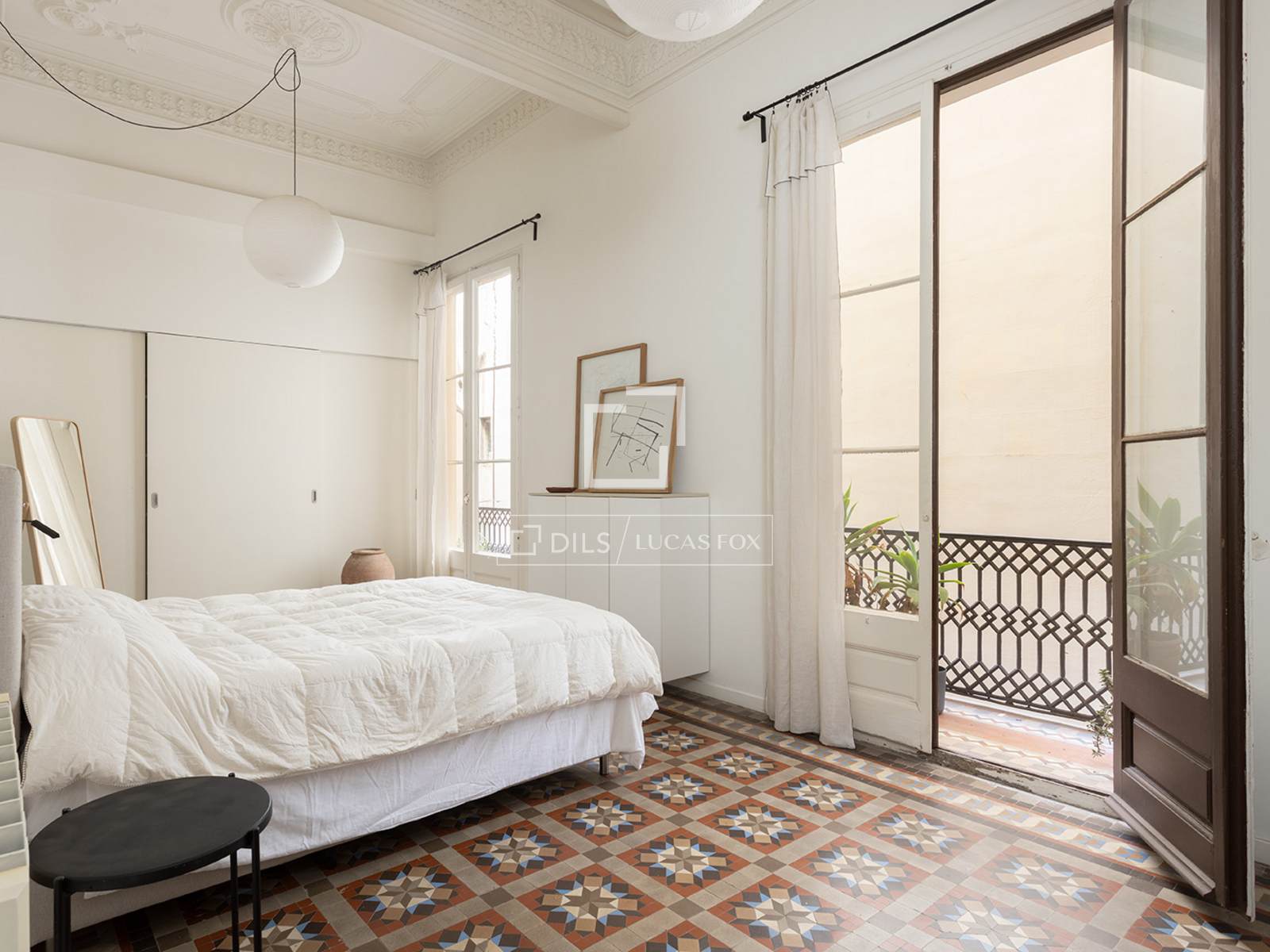 Apartamento en Barcelona, España 3 dormitorios, 116 m2 No. 168910