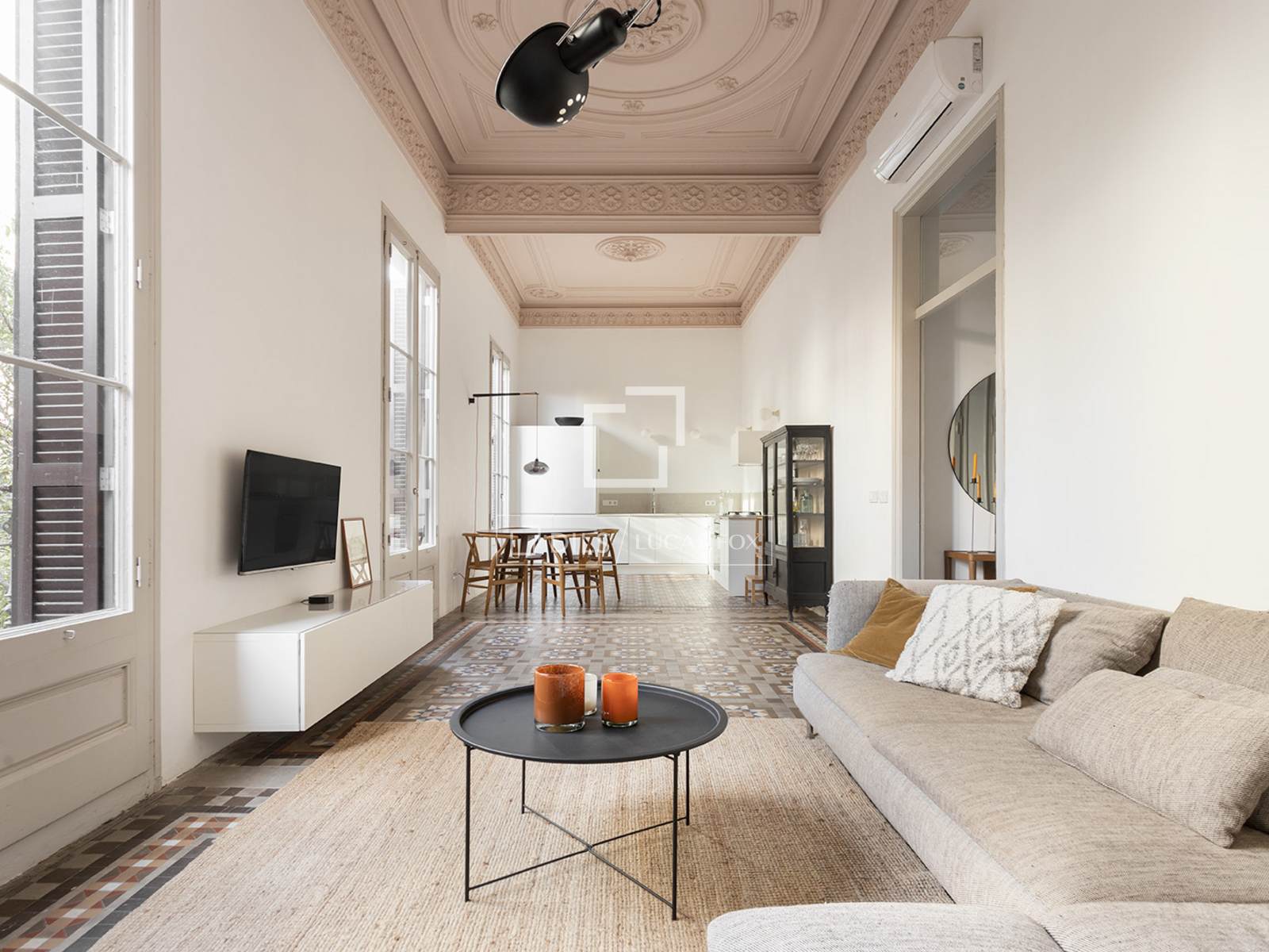 Apartamento en Barcelona, España 3 dormitorios, 116 m2 No. 168910
